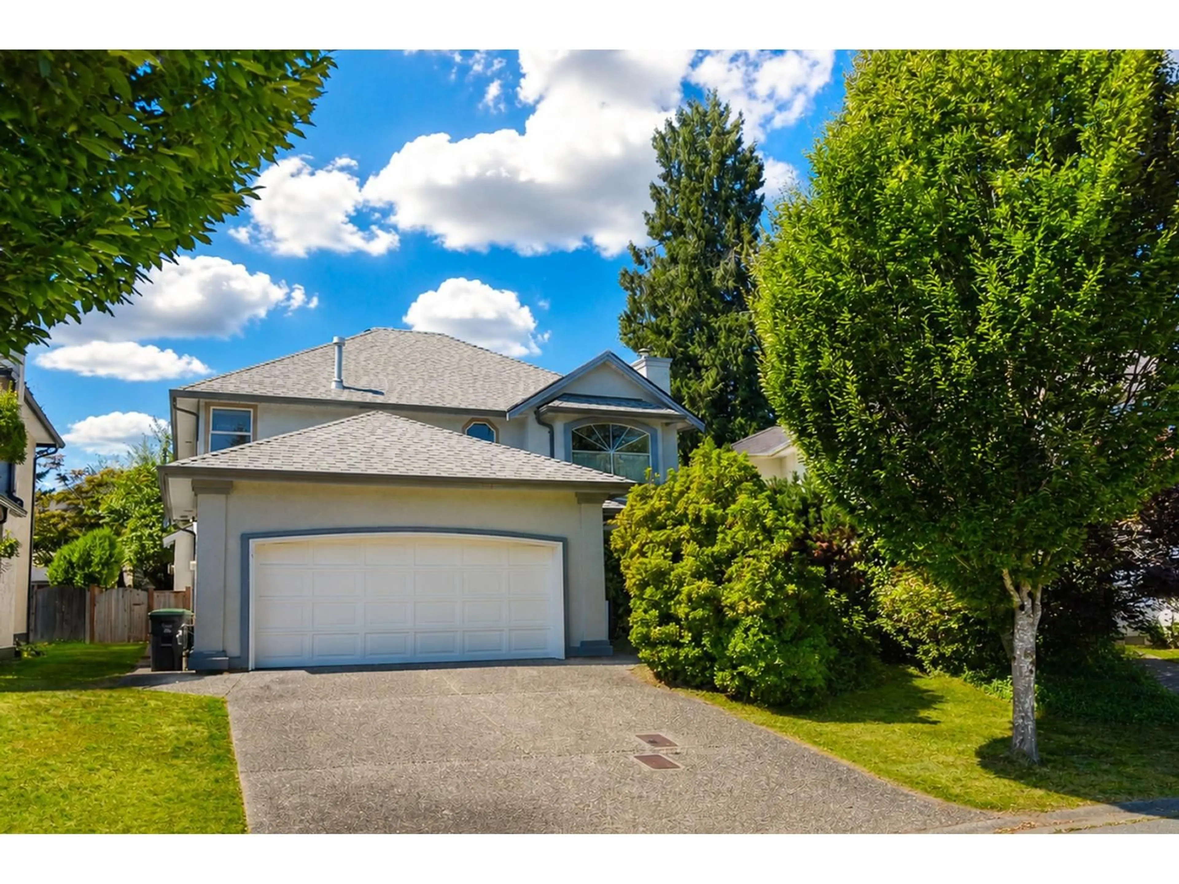 A pic from outside/outdoor area/front of a property/back of a property/a pic from drone, street for 16042 108A AVENUE, Surrey British Columbia V4N1P1