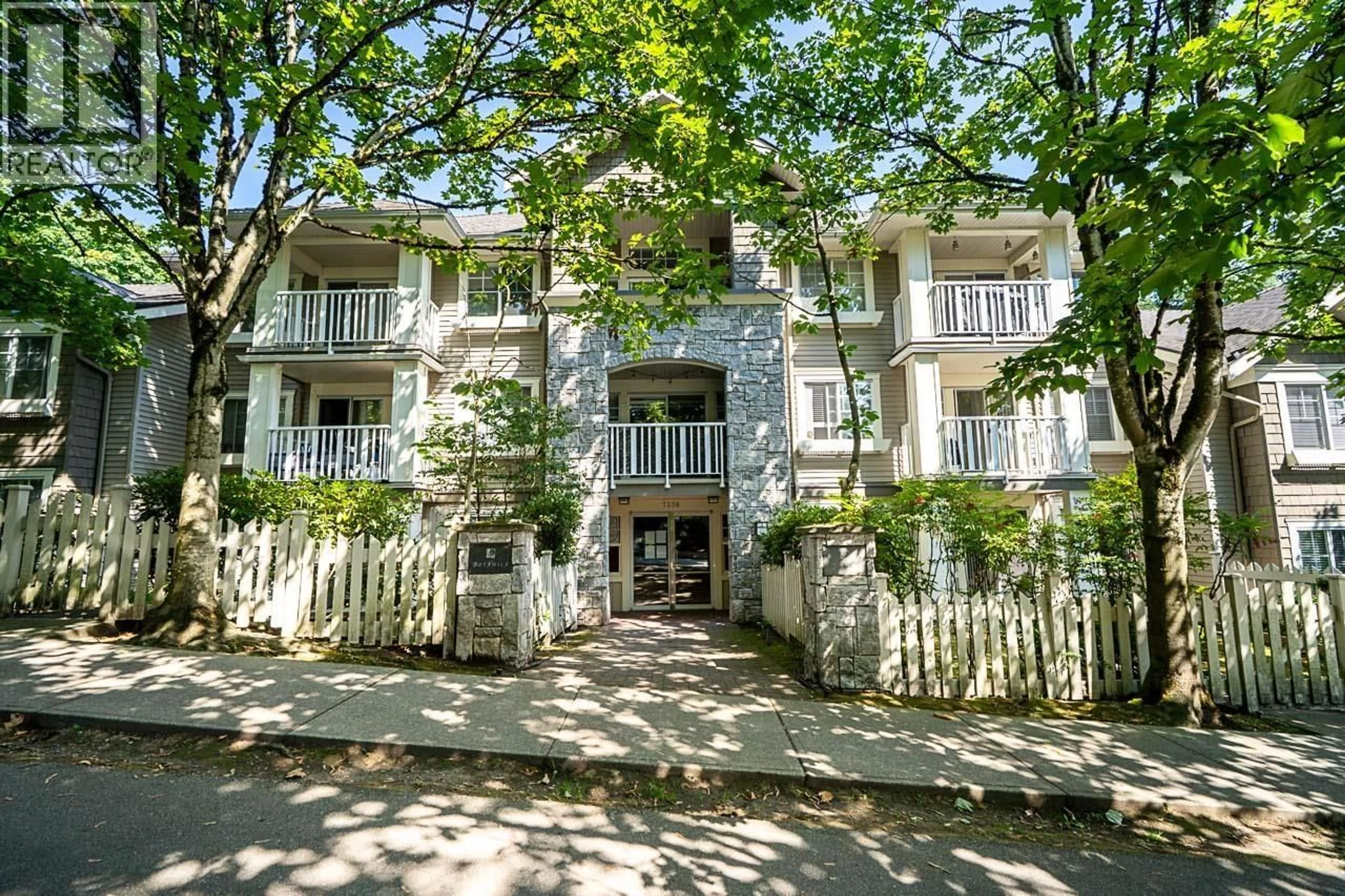 Unknown for 111 - 7330 SALISBURY AVENUE, Burnaby British Columbia V5E4N8