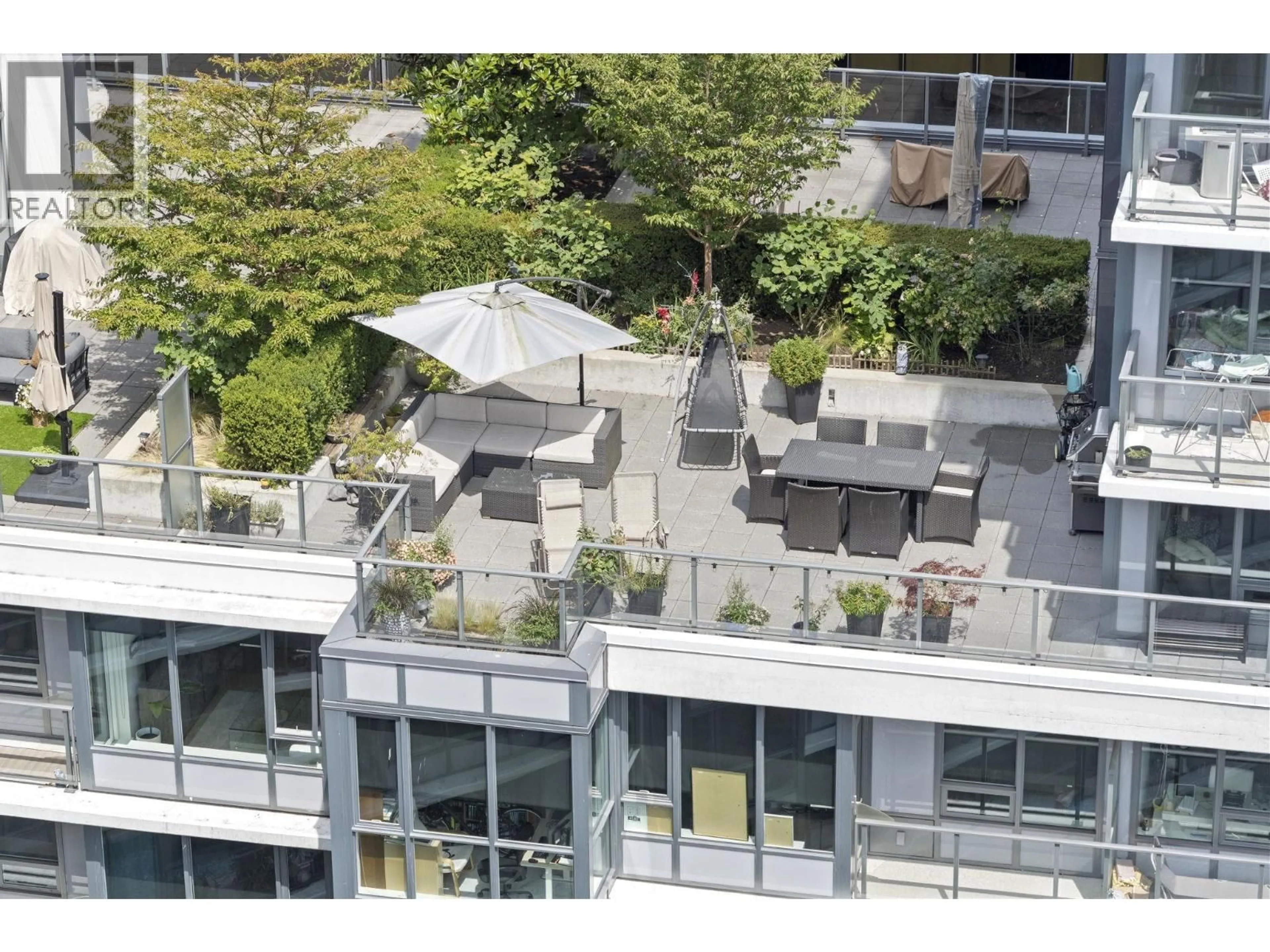 Patio, city buildings view from balcony for 1251 - 38 SMITHE STREET, Vancouver British Columbia V6B0P3