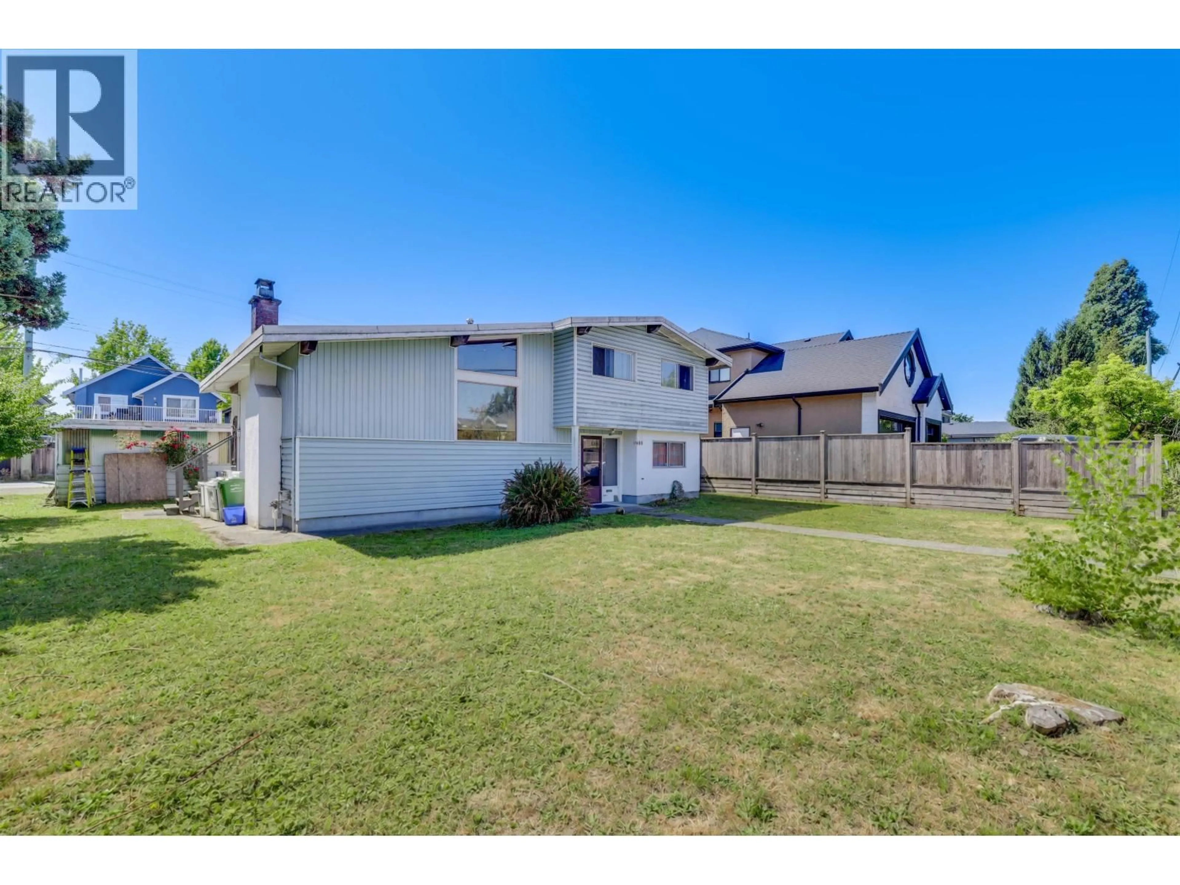 A pic from outside/outdoor area/front of a property/back of a property/a pic from drone, street for 11680 SEATON ROAD, Richmond British Columbia V7A3G6
