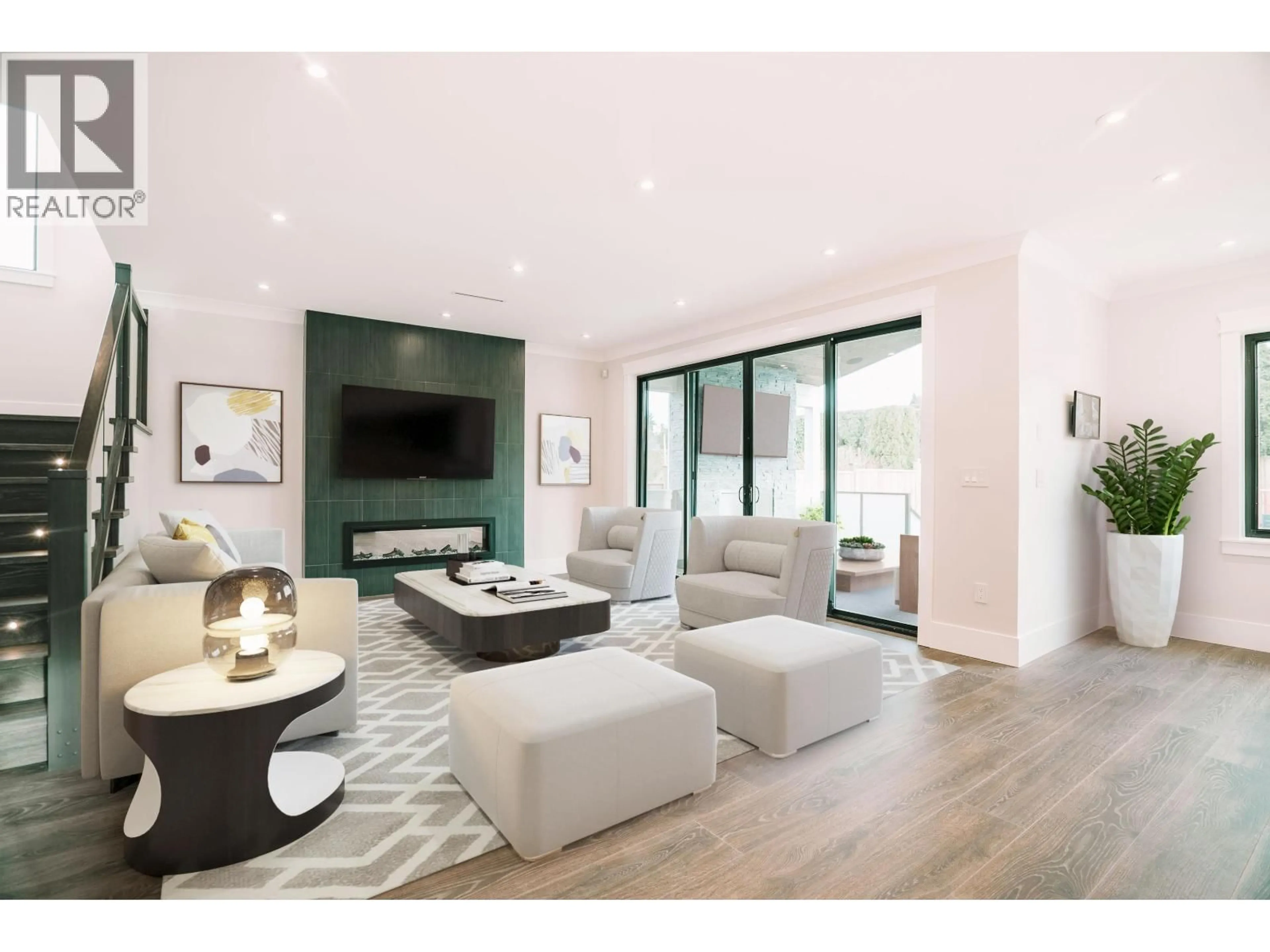 Living room with furniture, unknown for 306 EIGHTH AVENUE, New Westminster British Columbia V3L1Y2