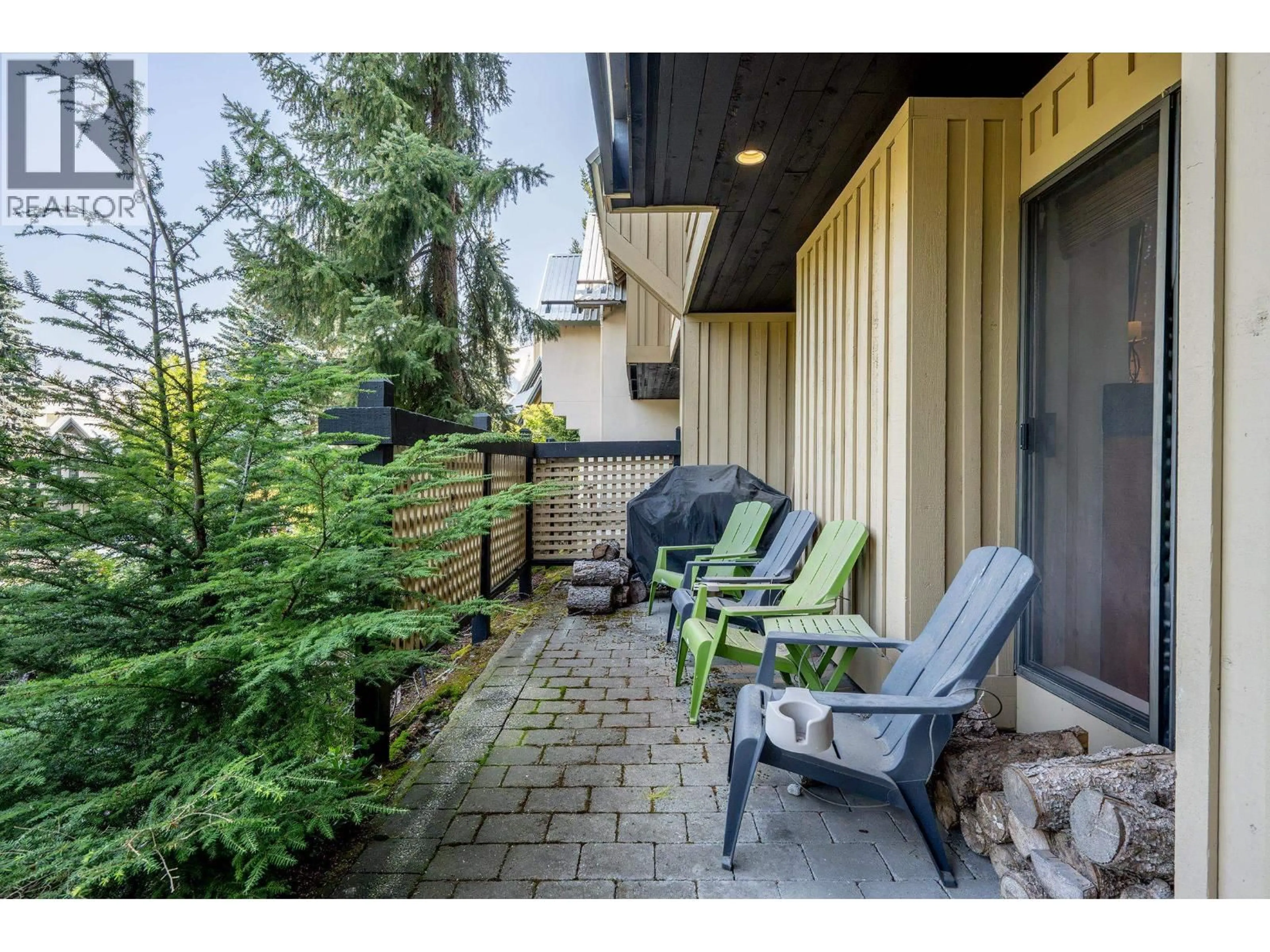 Patio, street for 6 - 4725 SPEARHEAD DRIVE, Whistler British Columbia V8E1E6
