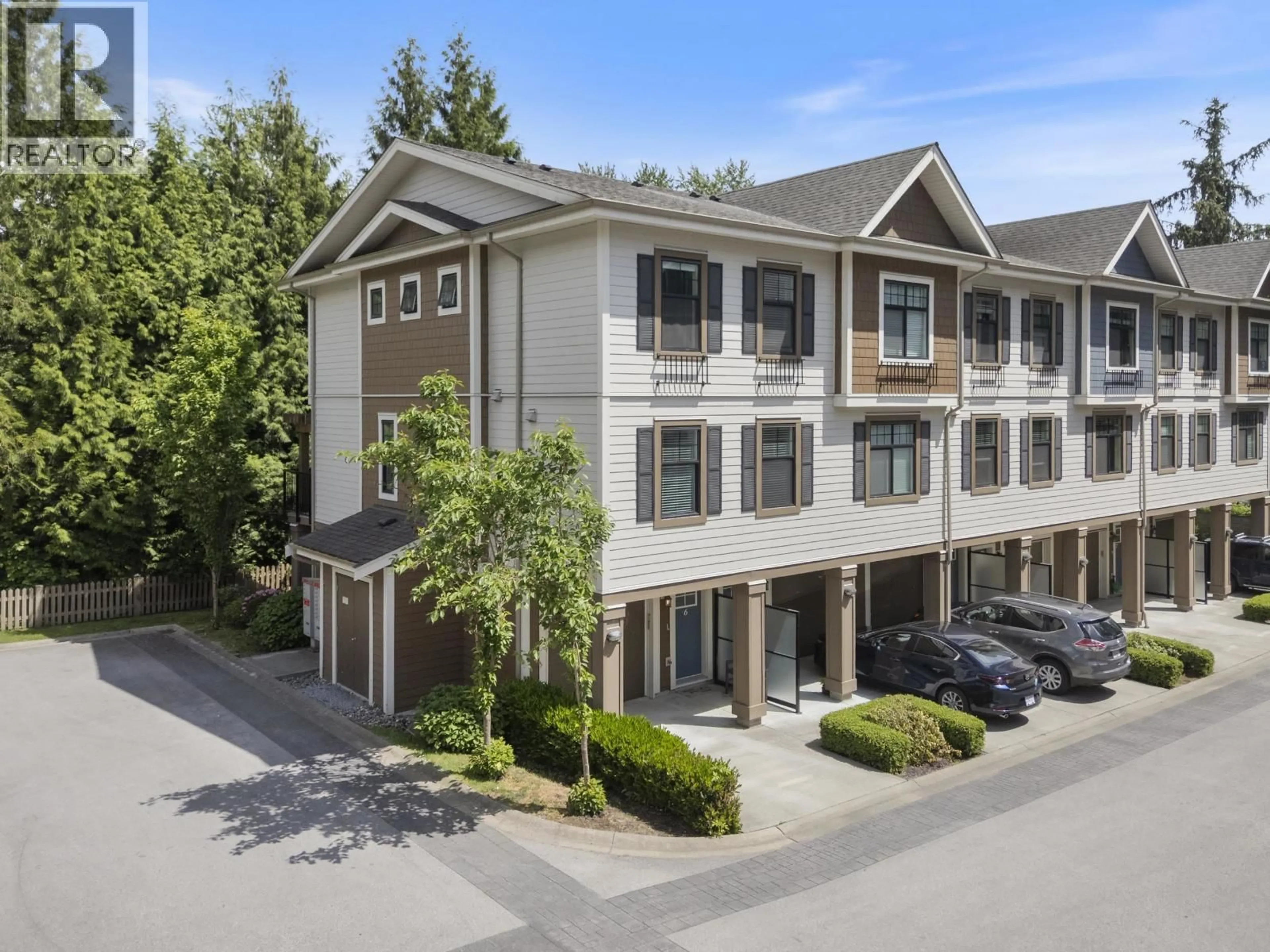 A pic from outside/outdoor area/front of a property/back of a property/a pic from drone, unknown for 6 - 1818 HARBOUR STREET, Port Coquitlam British Columbia V3B1A8
