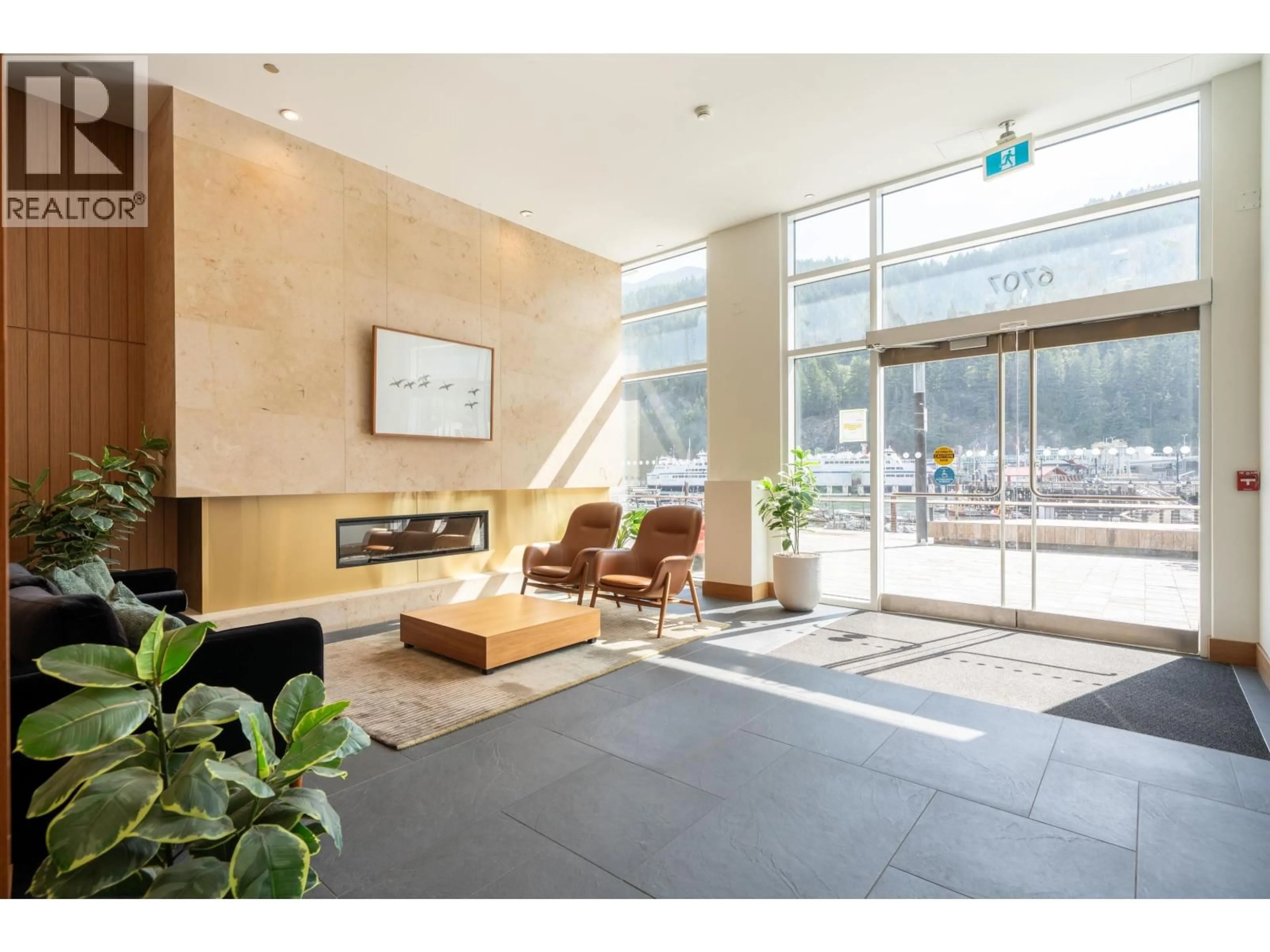 Lobby for 305 - 6707 NELSON AVENUE, West Vancouver British Columbia V7W2B2