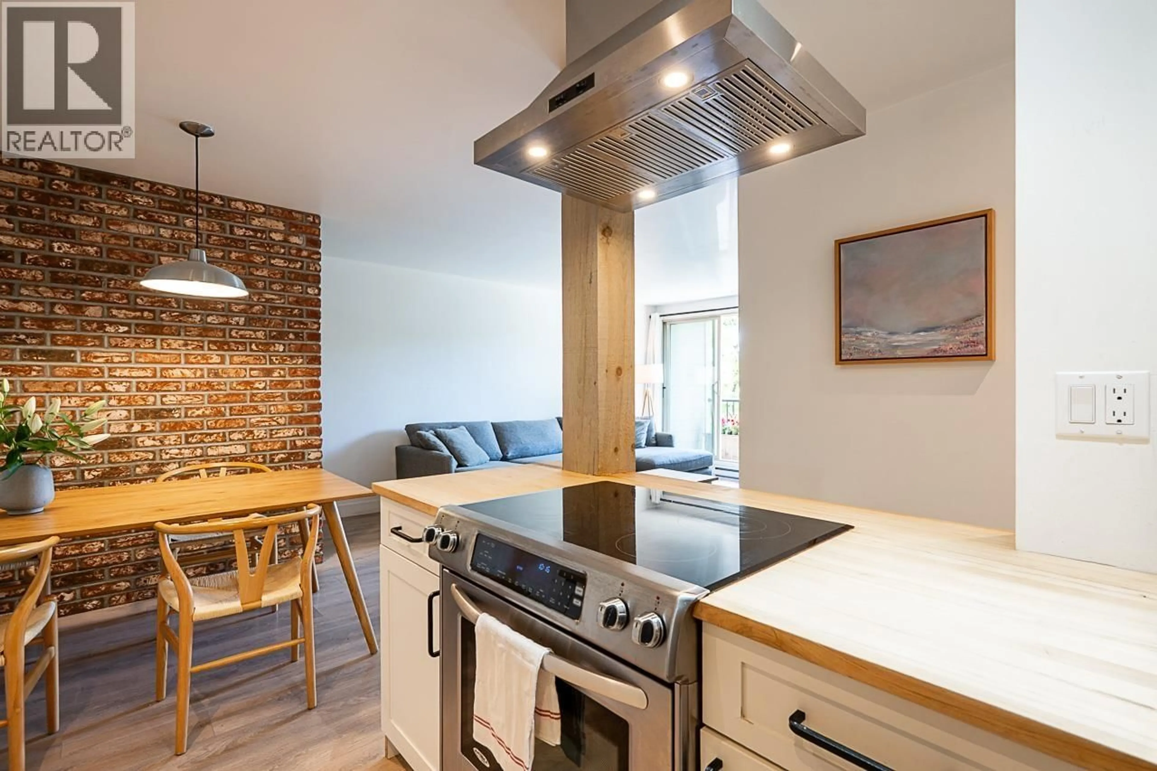 Open concept kitchen, unknown for 201 - 1103 HOWIE AVENUE, Coquitlam British Columbia V3J1T9