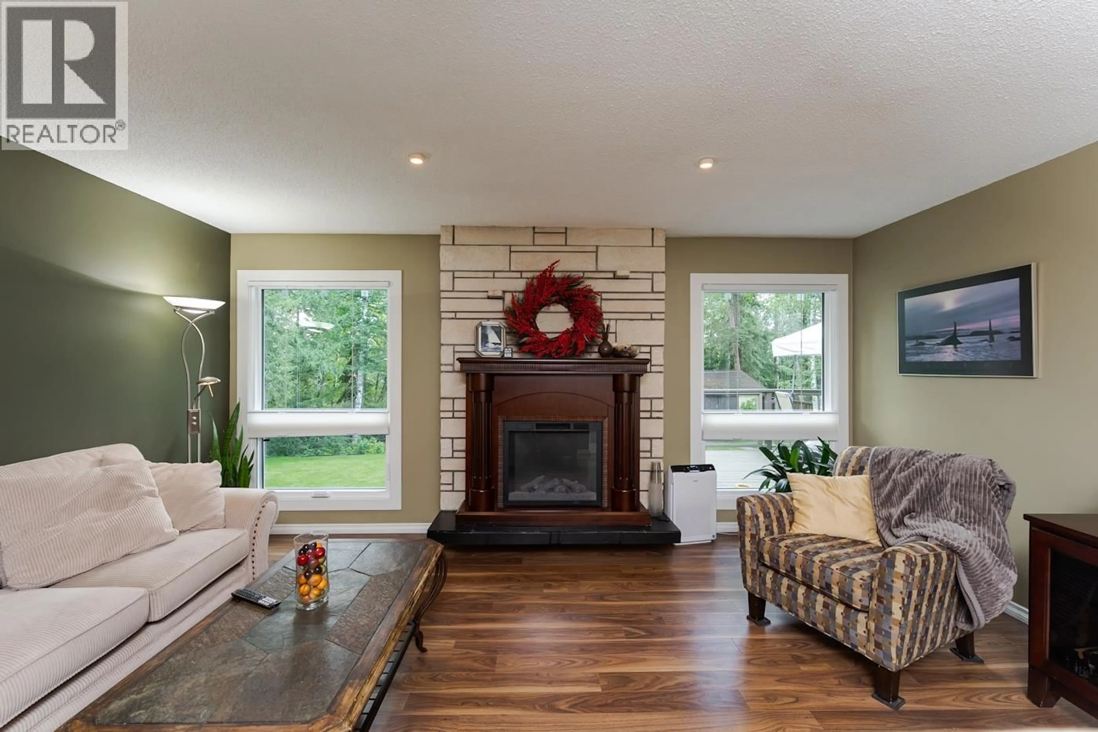 Living room with furniture, unknown for 5836 TRENT DRIVE, Prince George British Columbia V2N2E9