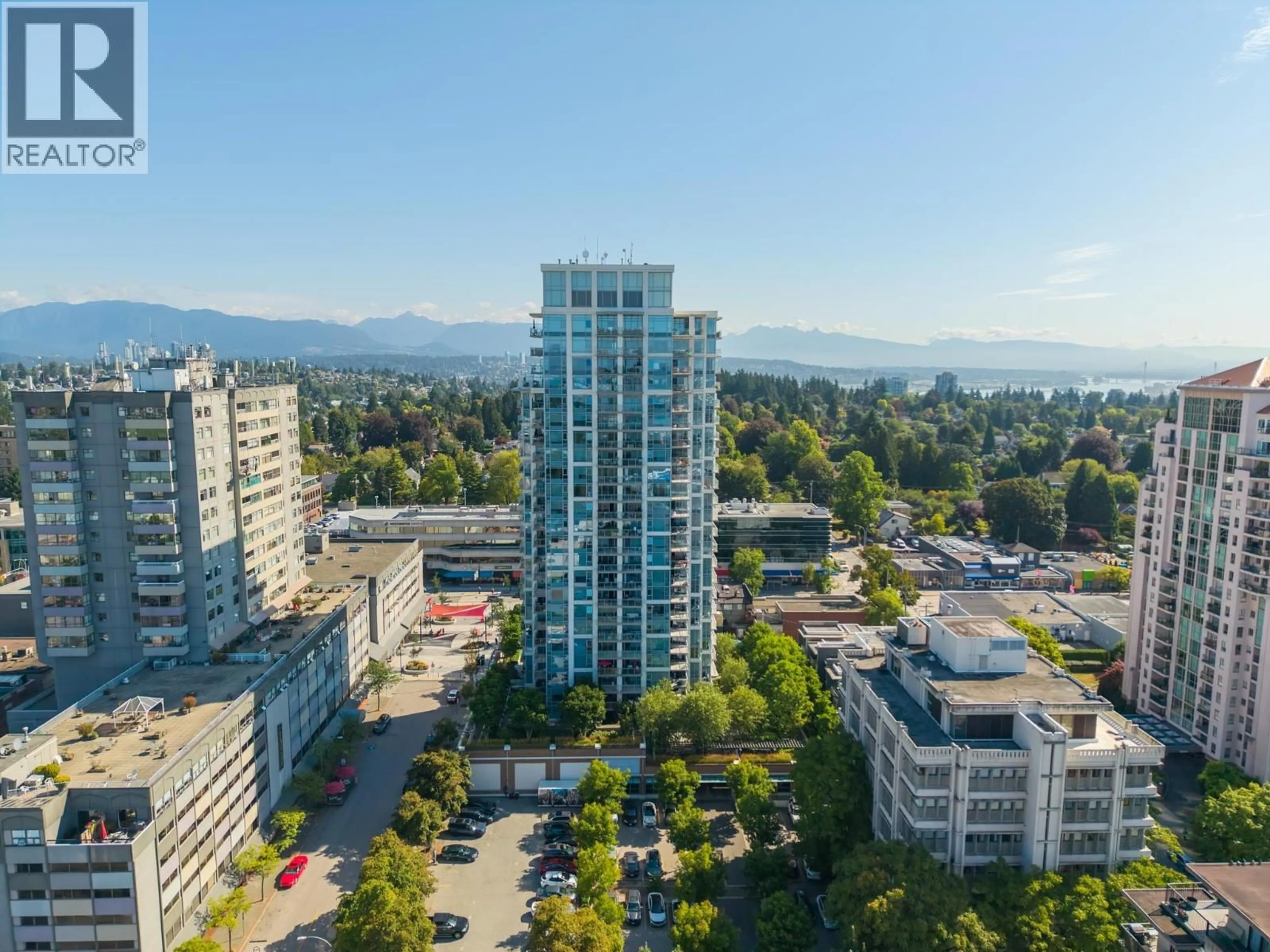 A pic from outside/outdoor area/front of a property/back of a property/a pic from drone, city buildings view from balcony for 1808 - 608 BELMONT STREET, New Westminster British Columbia V3M0G8