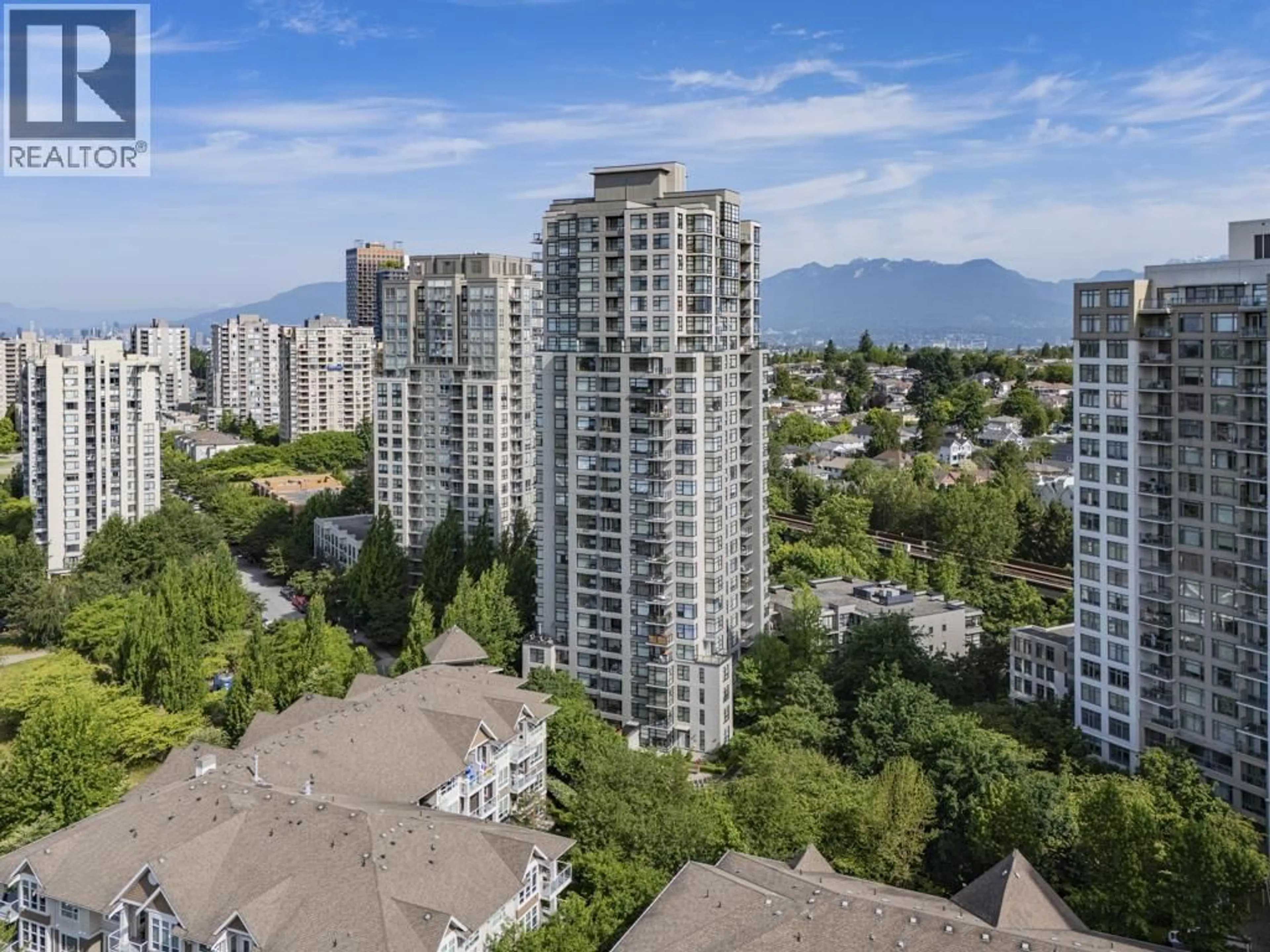 A pic from outside/outdoor area/front of a property/back of a property/a pic from drone, city buildings view from balcony for 808 - 5380 OBEN STREET, Vancouver British Columbia V5R6H7
