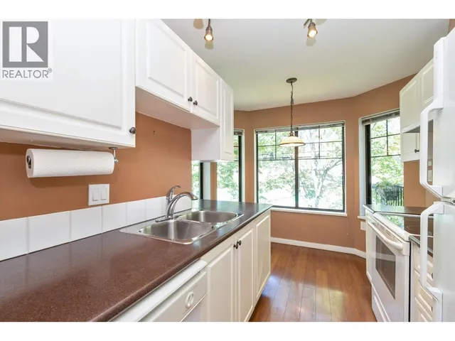 402 - 102 BEGIN STREET, Coquitlam 5