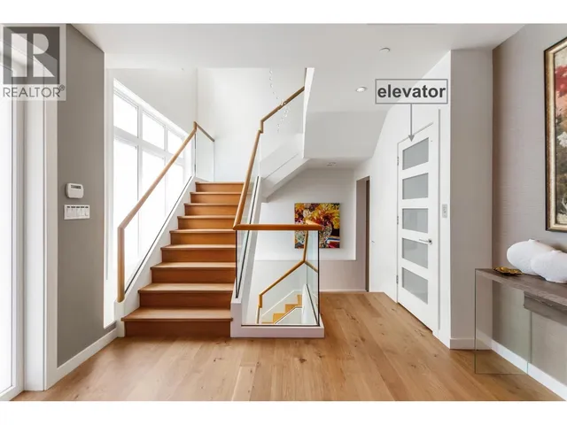 2507 EDGAR CRESCENT, Vancouver 3