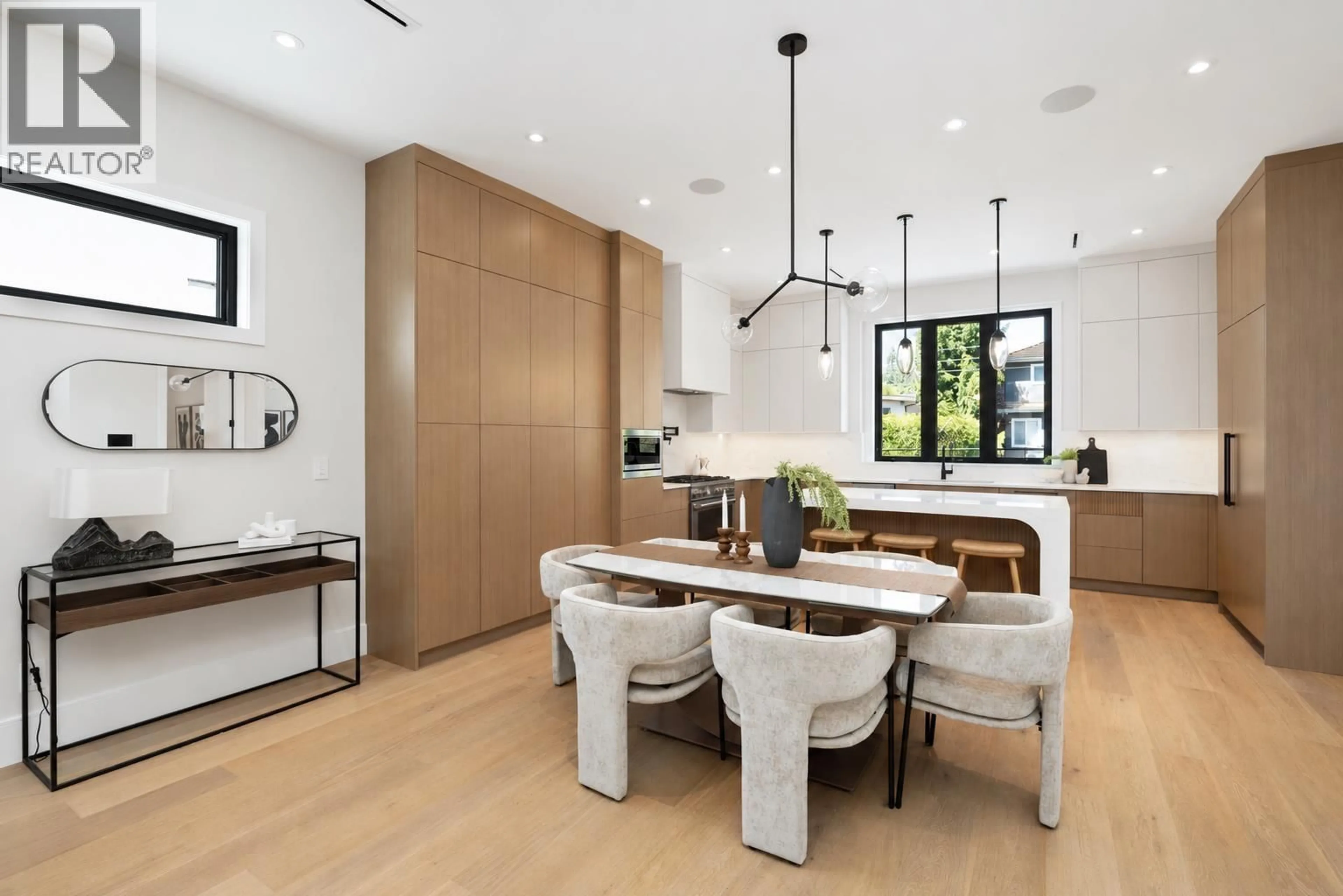 Contemporary kitchen, unknown for 4 - 3874 WINLAKE CRESCENT, Burnaby British Columbia V5A2G5