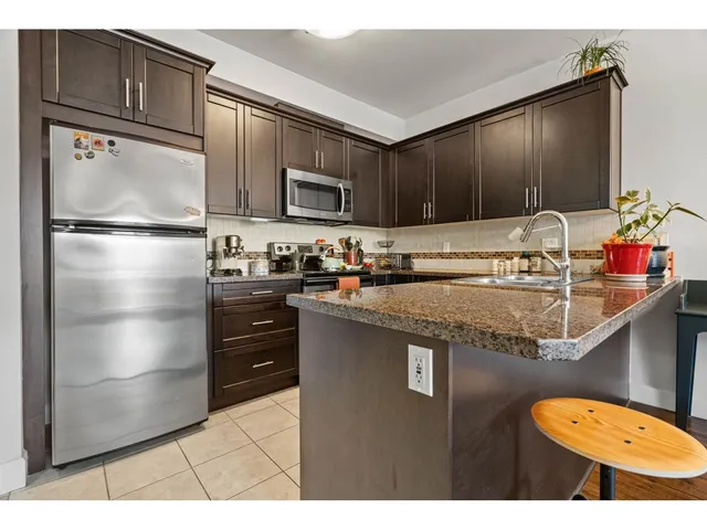 216 - 46262 FIRST AVENUE, Chilliwack 5