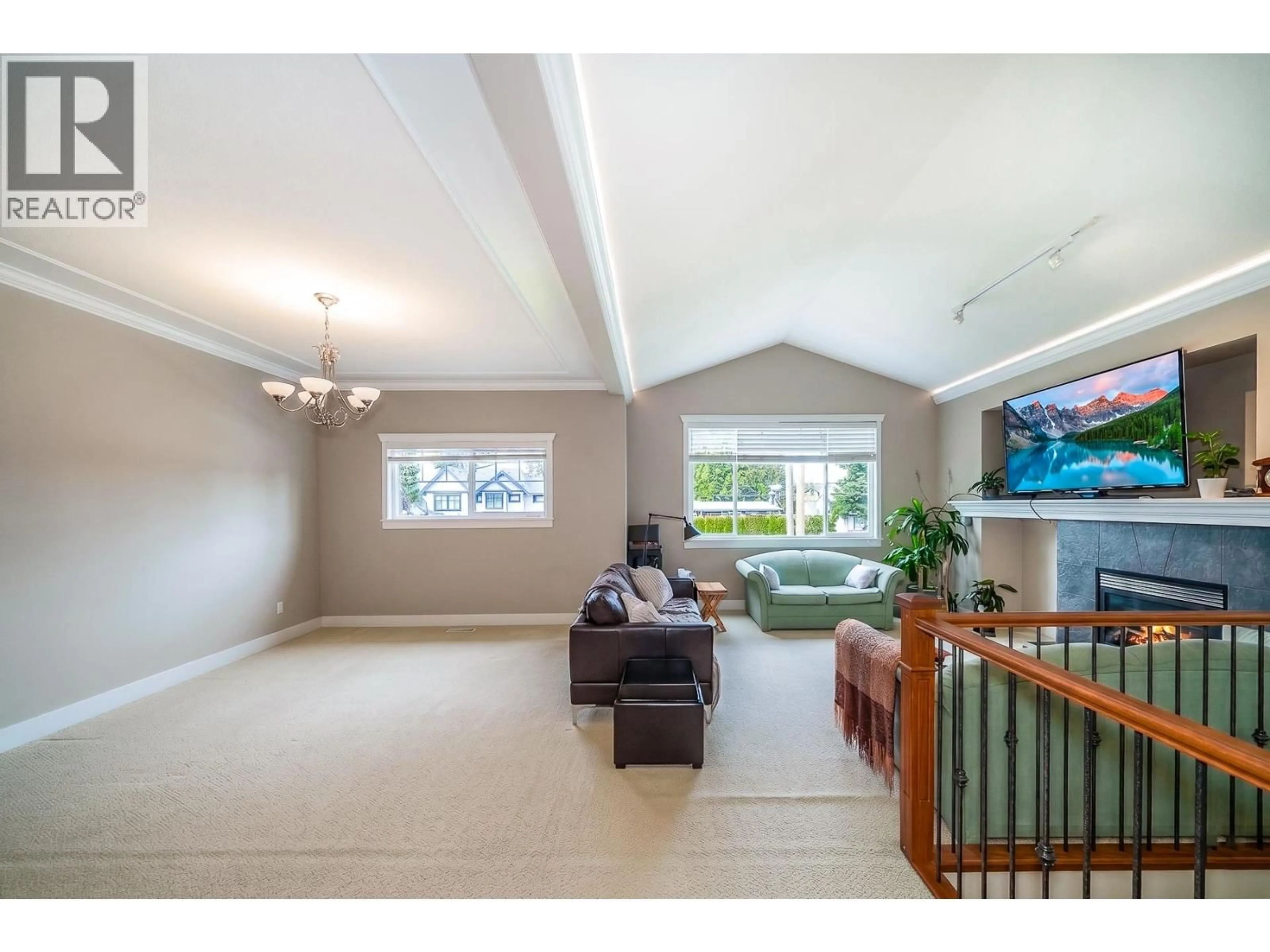 Living room with furniture, unknown for 735 SCHOOLHOUSE STREET, Coquitlam British Columbia V3J5S1