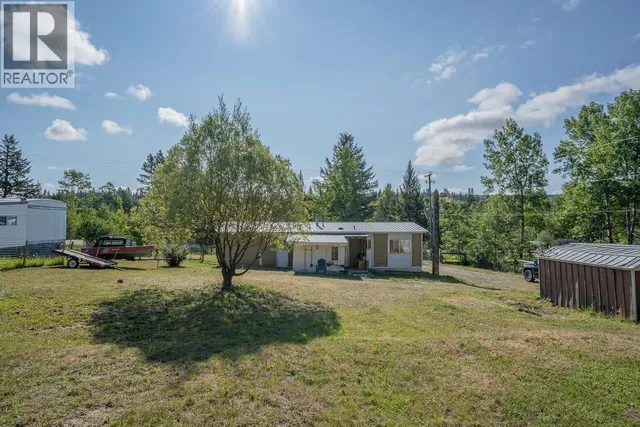 5472 CANIM HENDRIX LAKE ROAD, 100 Mile House 3