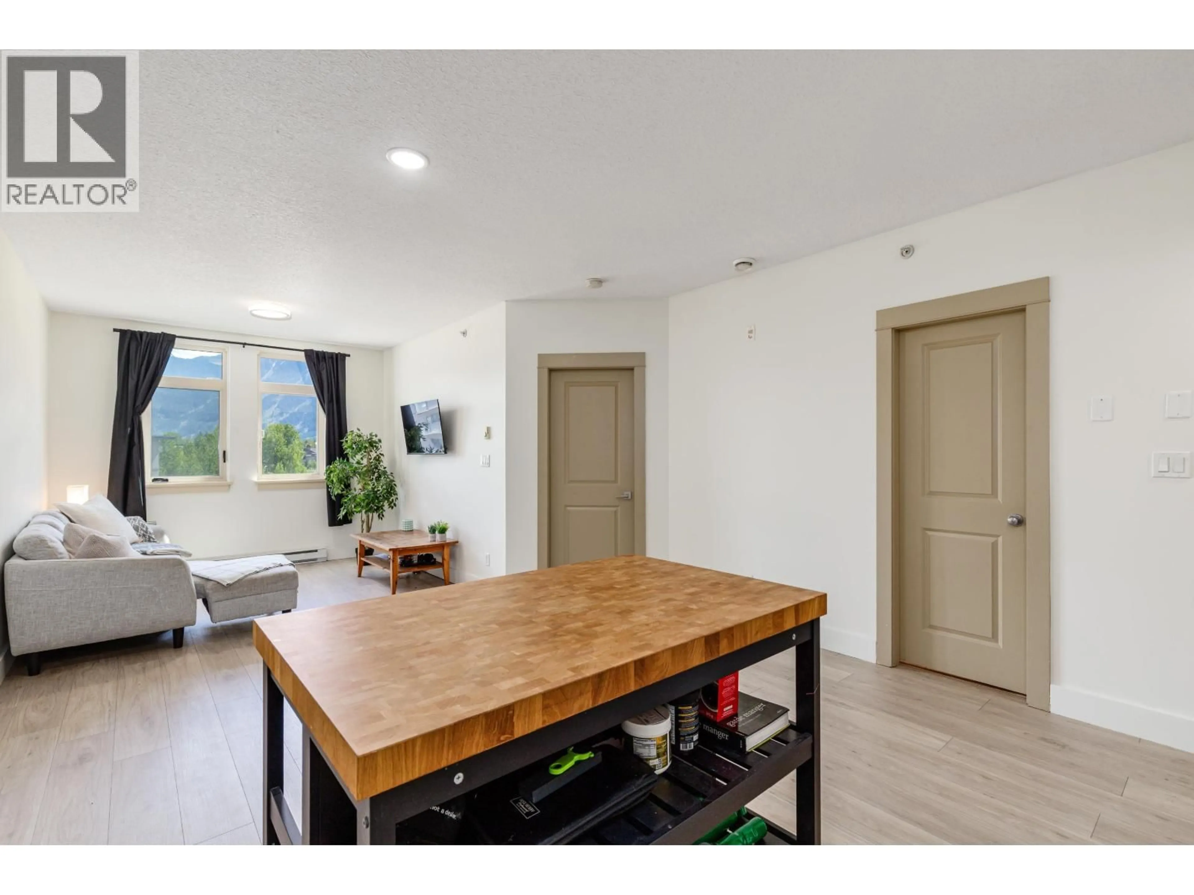 Unknown for 309 - 7330 ARBUTUS STREET, Pemberton British Columbia V0N2L1