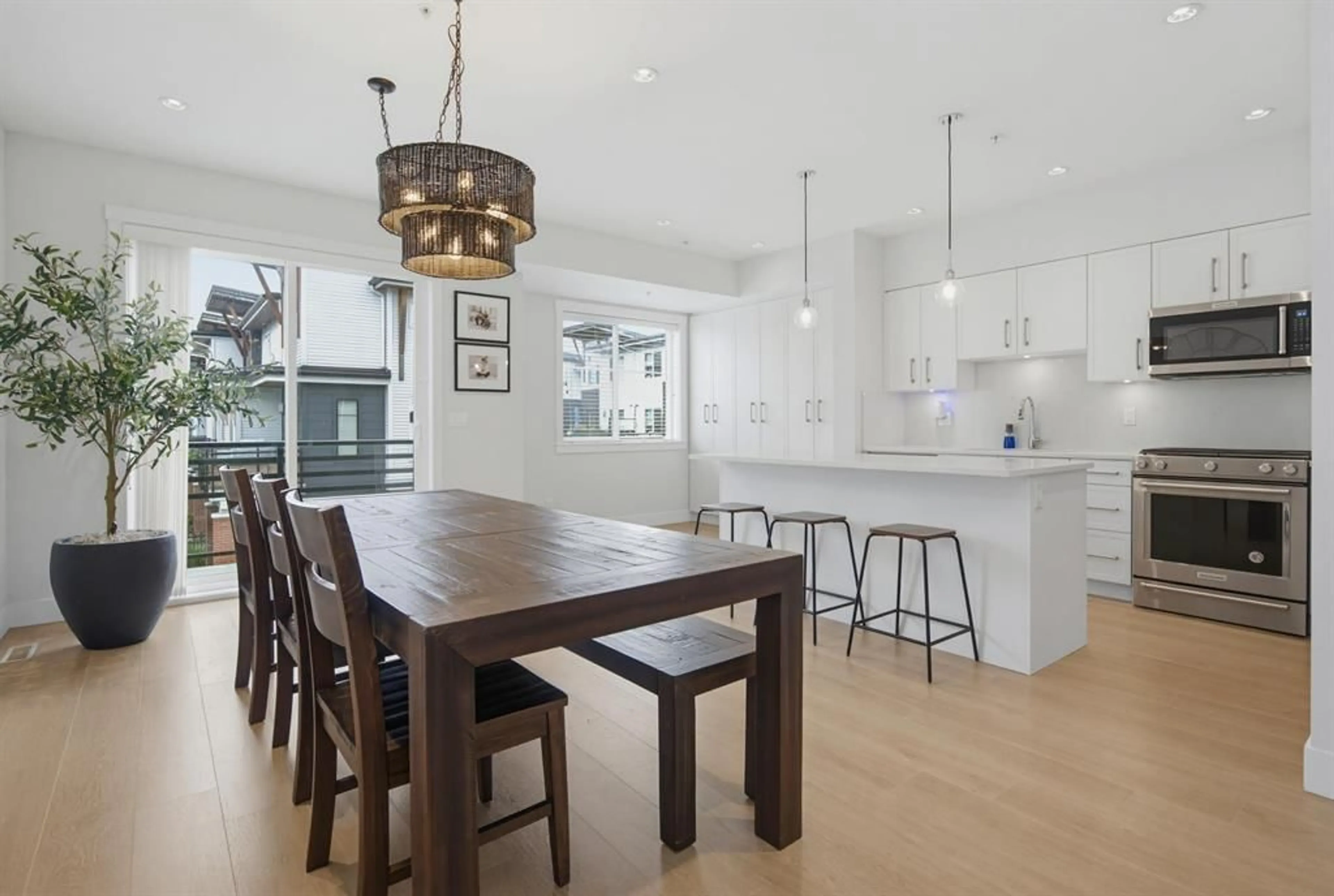 Open concept kitchen, unknown for 21 - 22128 48A AVENUE, Langley British Columbia V3A0L6