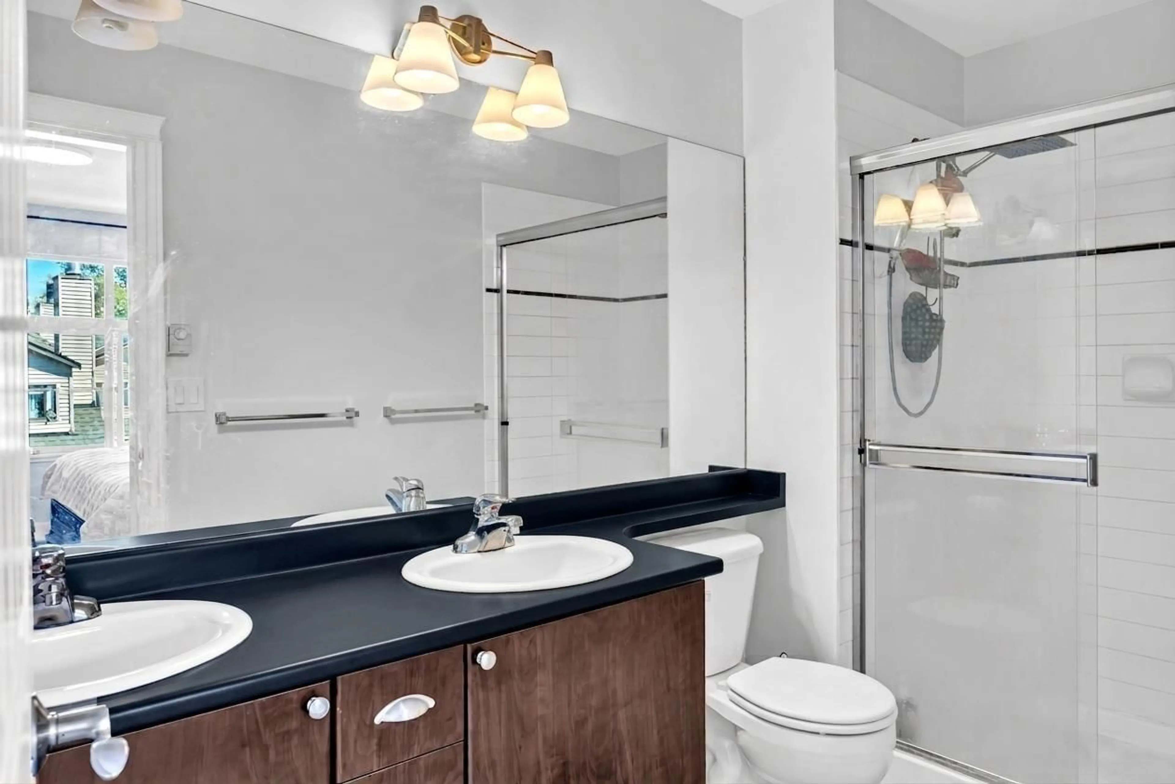 Standard bathroom, ceramic/tile floor for 57 - 7518 138 STREET, Surrey British Columbia V3W1S1