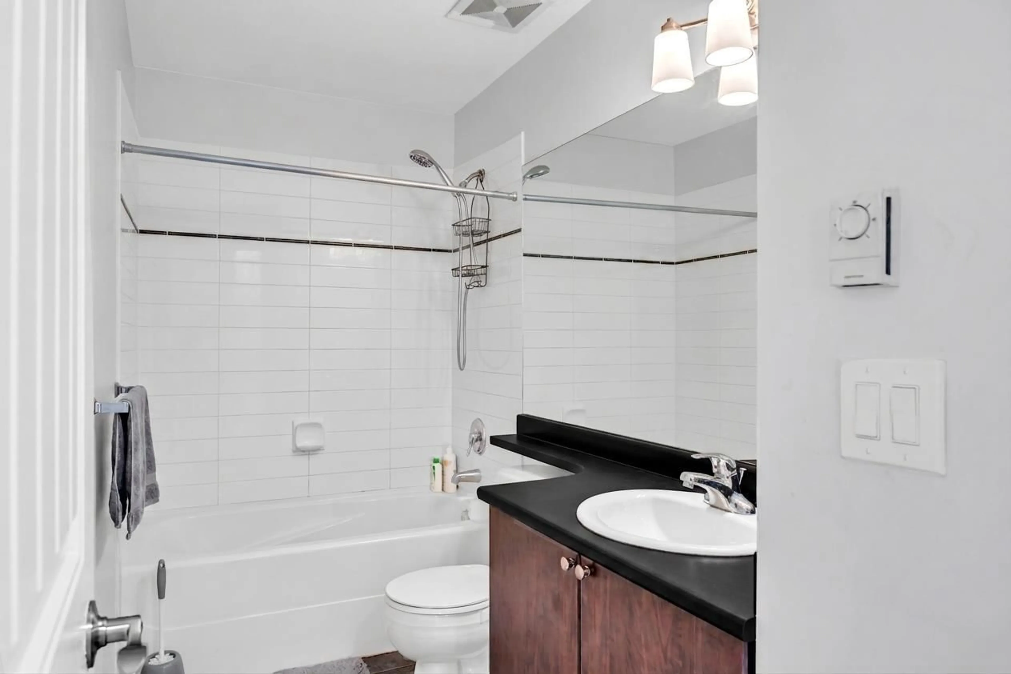 Standard bathroom, ceramic/tile floor for 57 - 7518 138 STREET, Surrey British Columbia V3W1S1