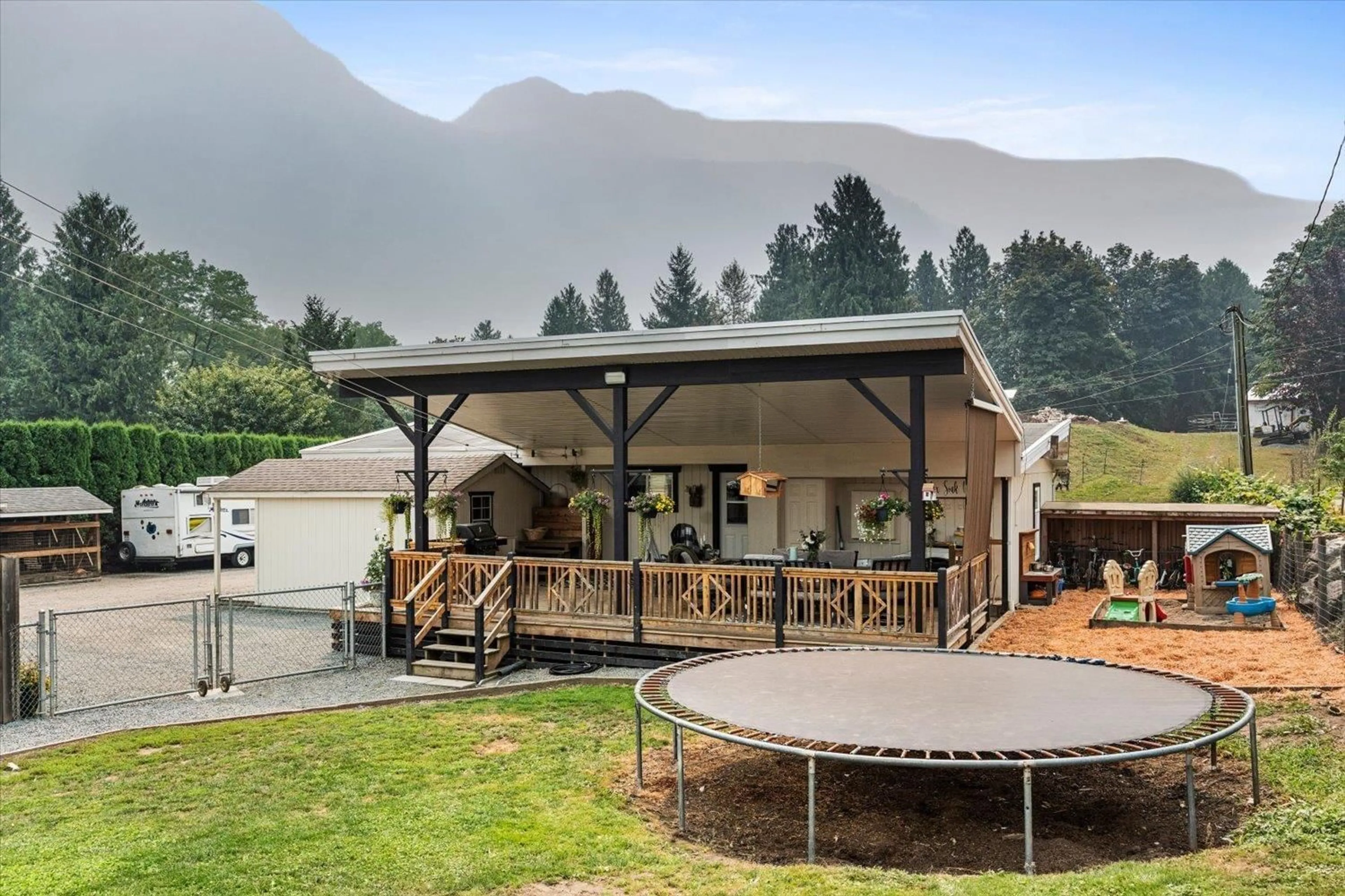 Patio, mountain view for 53829 MCGREGOR ROAD, Rosedale British Columbia V0X1X1