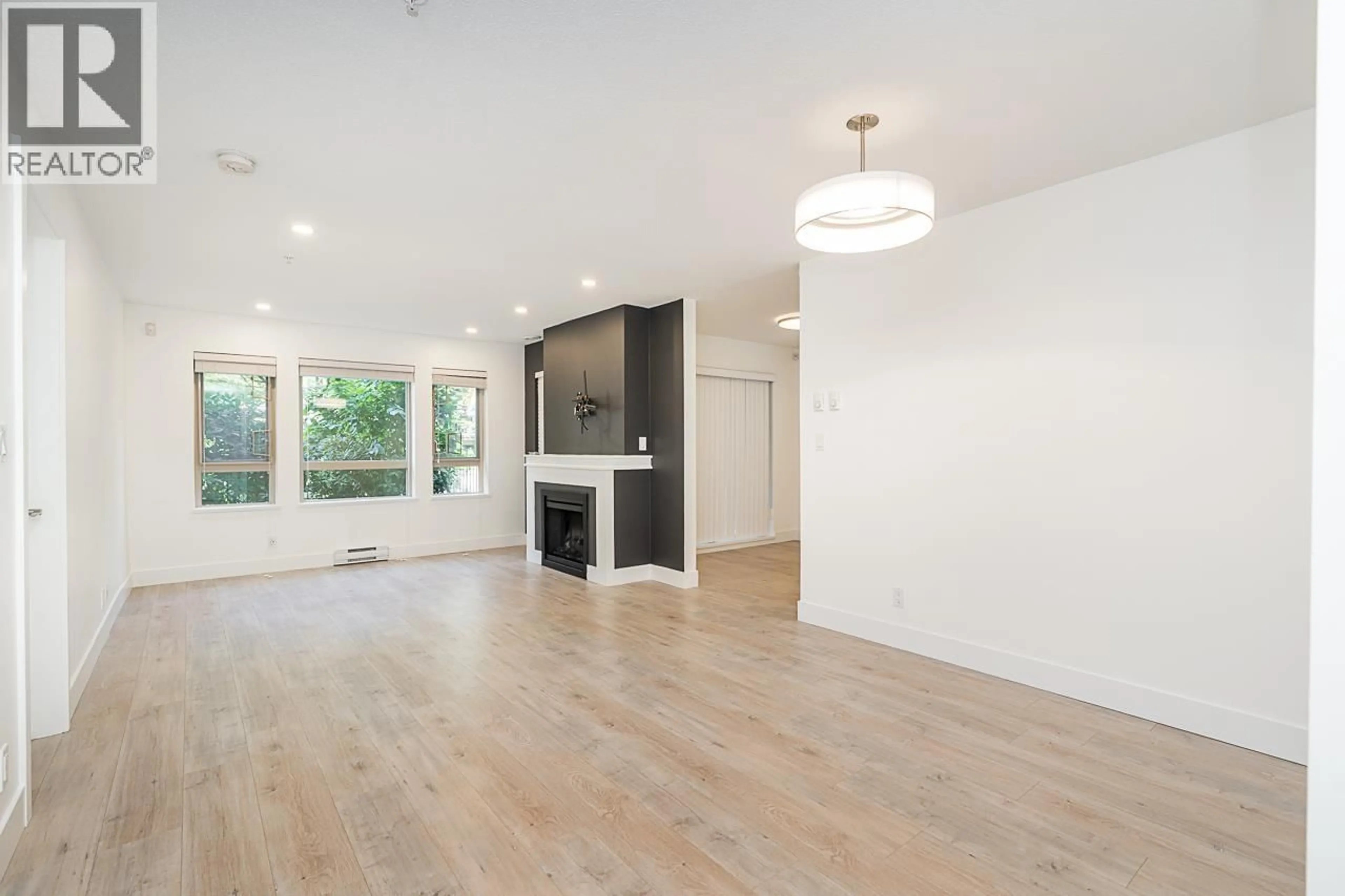 A pic of a room for 105 - 3097 LINCOLN AVENUE, Coquitlam British Columbia V3B0L1