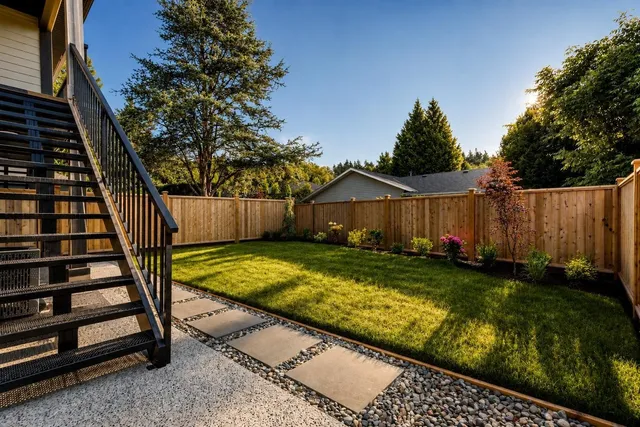 101 - 1948 143 STREET, Surrey 3