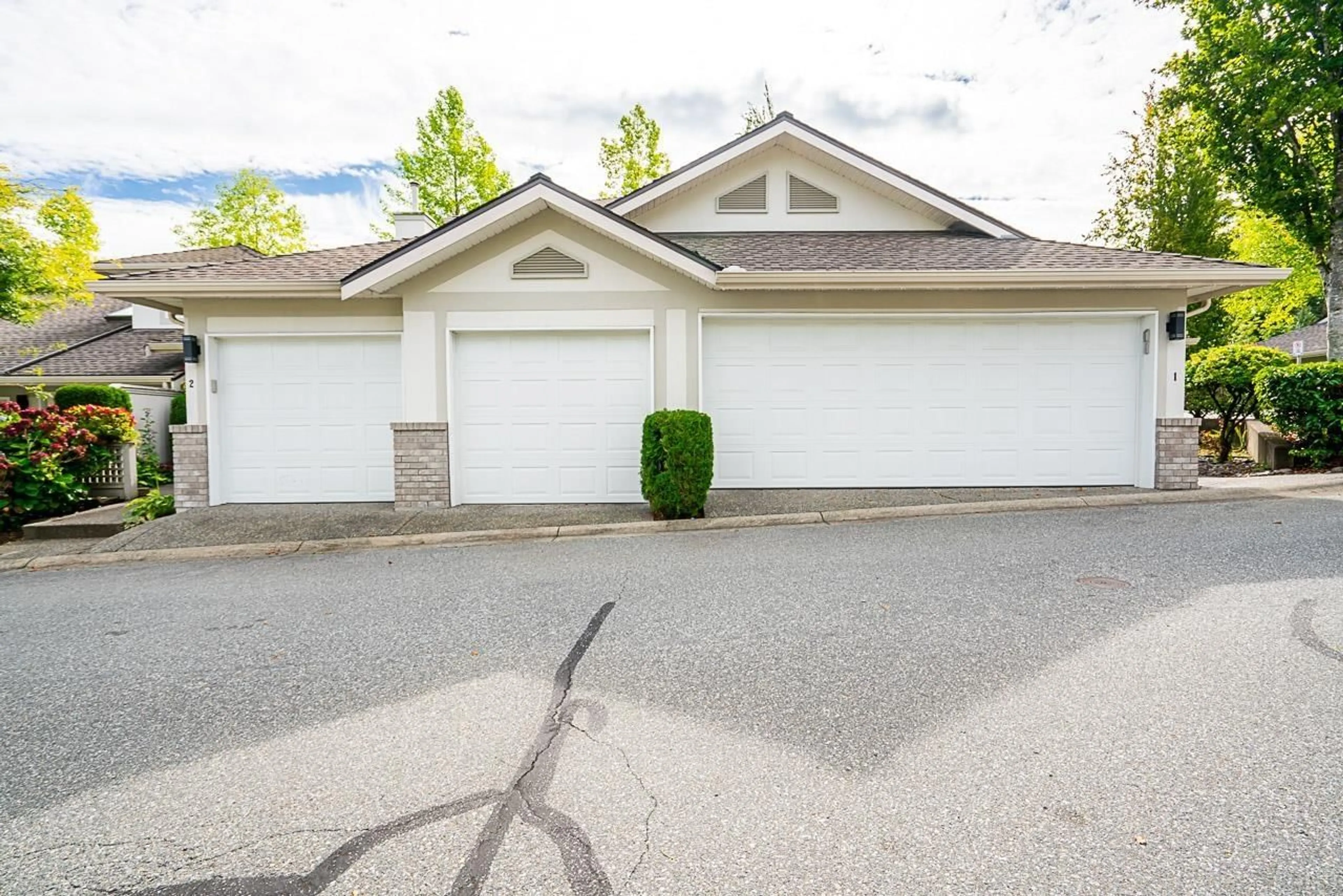 Unknown for 2 - 15099 28 AVENUE, Surrey British Columbia V4P1P3
