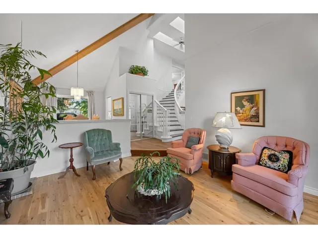 16614 CHERRYHILL CRESCENT, Surrey 4