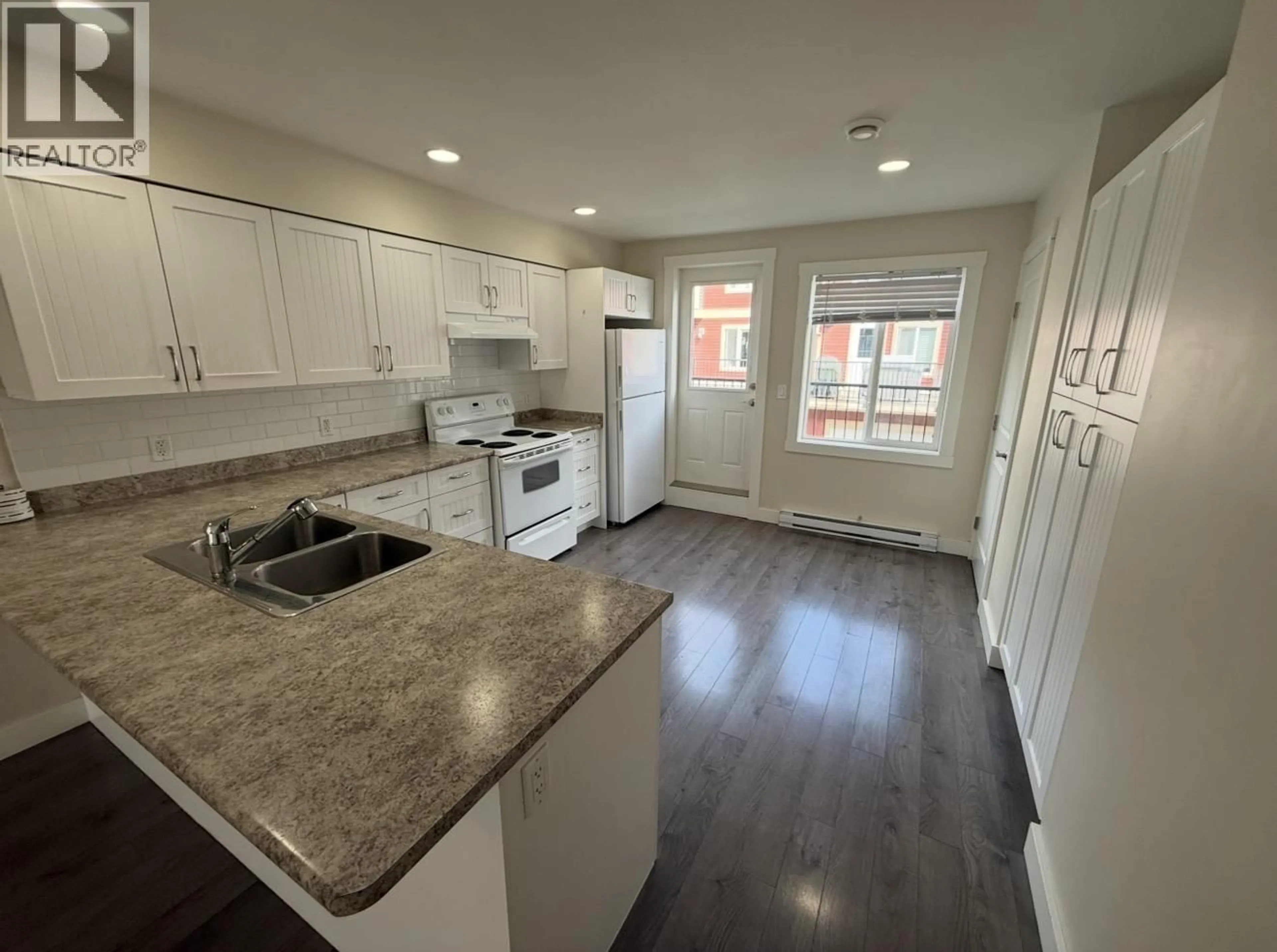 Open concept kitchen, unknown for 132 - 10303 112 STREET, Fort St. John British Columbia V1J0N6