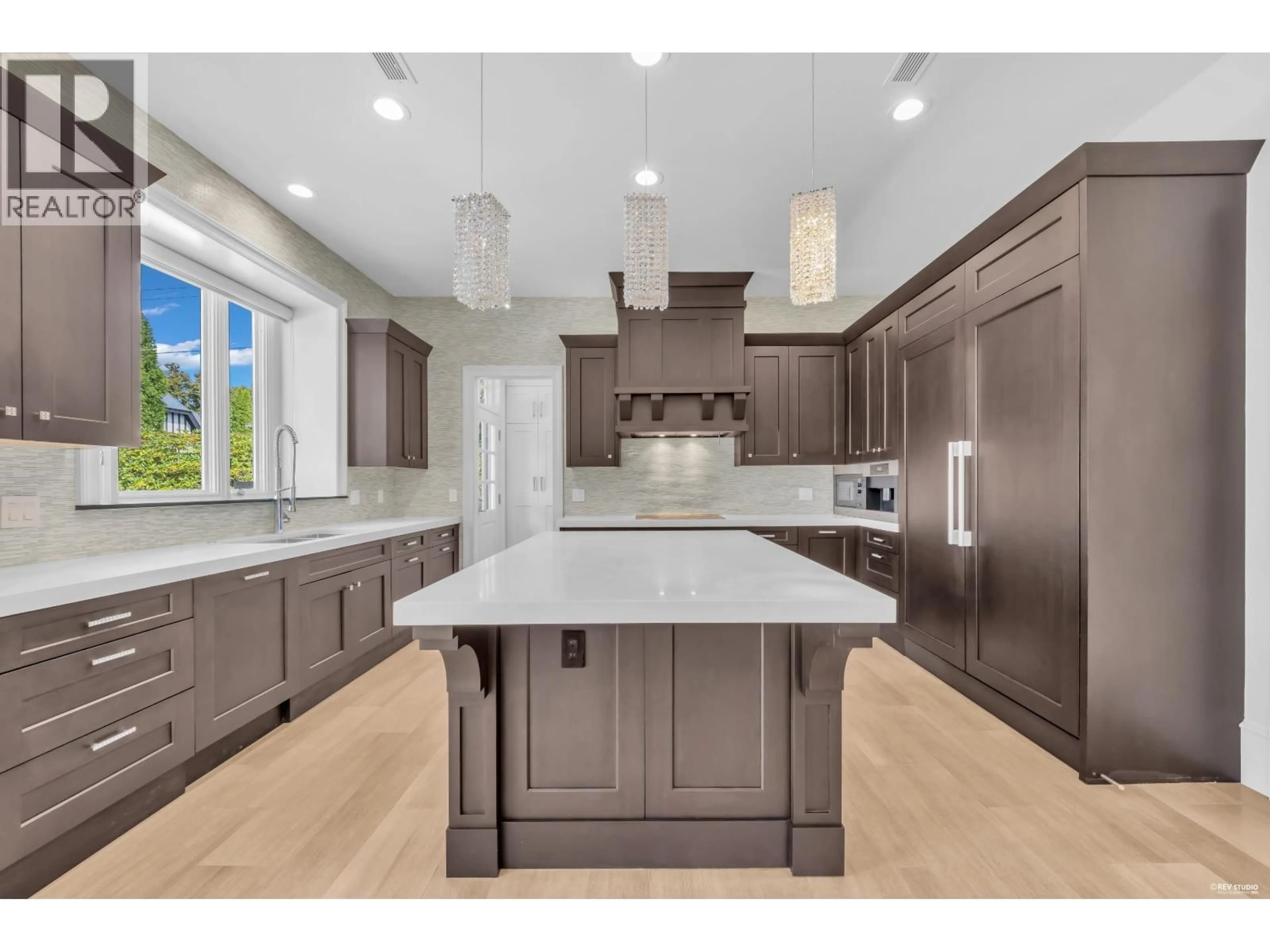 Contemporary kitchen, unknown for 6599 CHURCHILL STREET, Vancouver British Columbia V6P5B2
