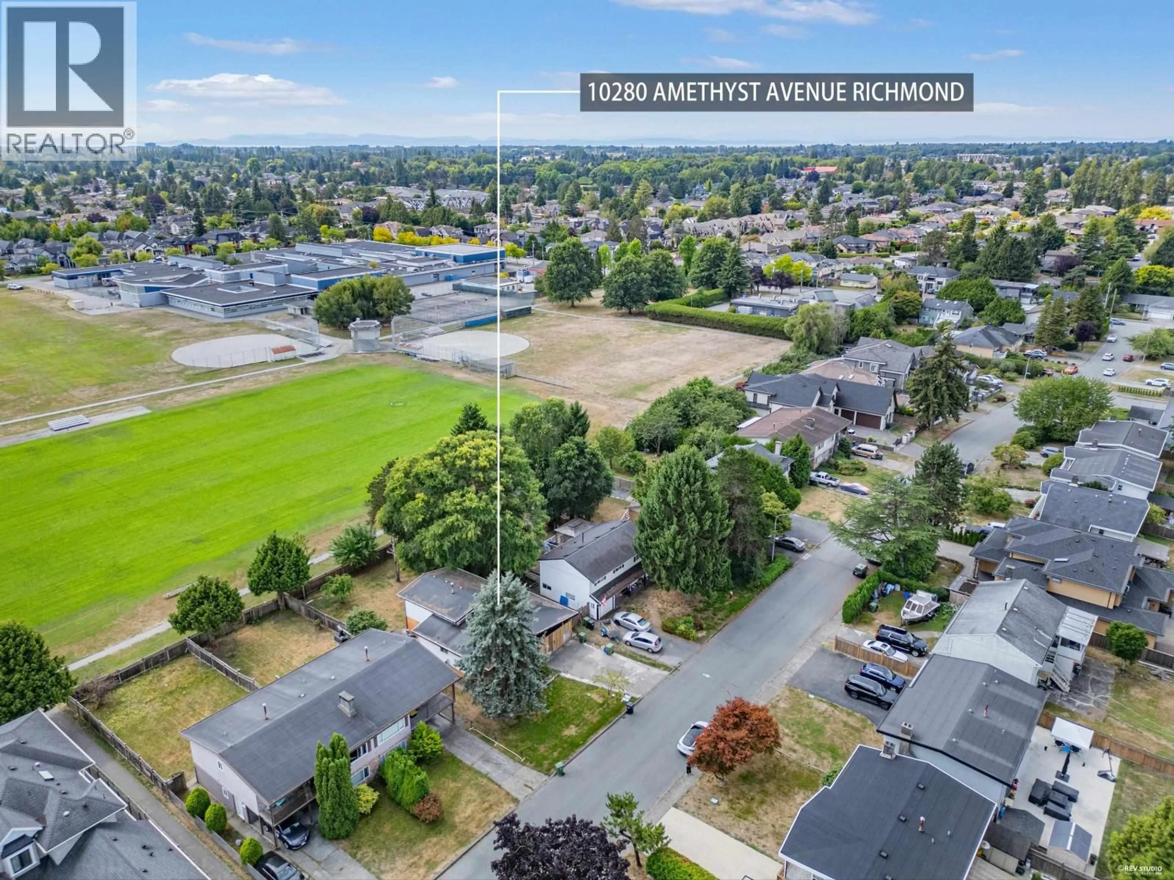 A pic from outside/outdoor area/front of a property/back of a property/a pic from drone, street for 10280 AMETHYST AVENUE, Richmond British Columbia V7A3A7