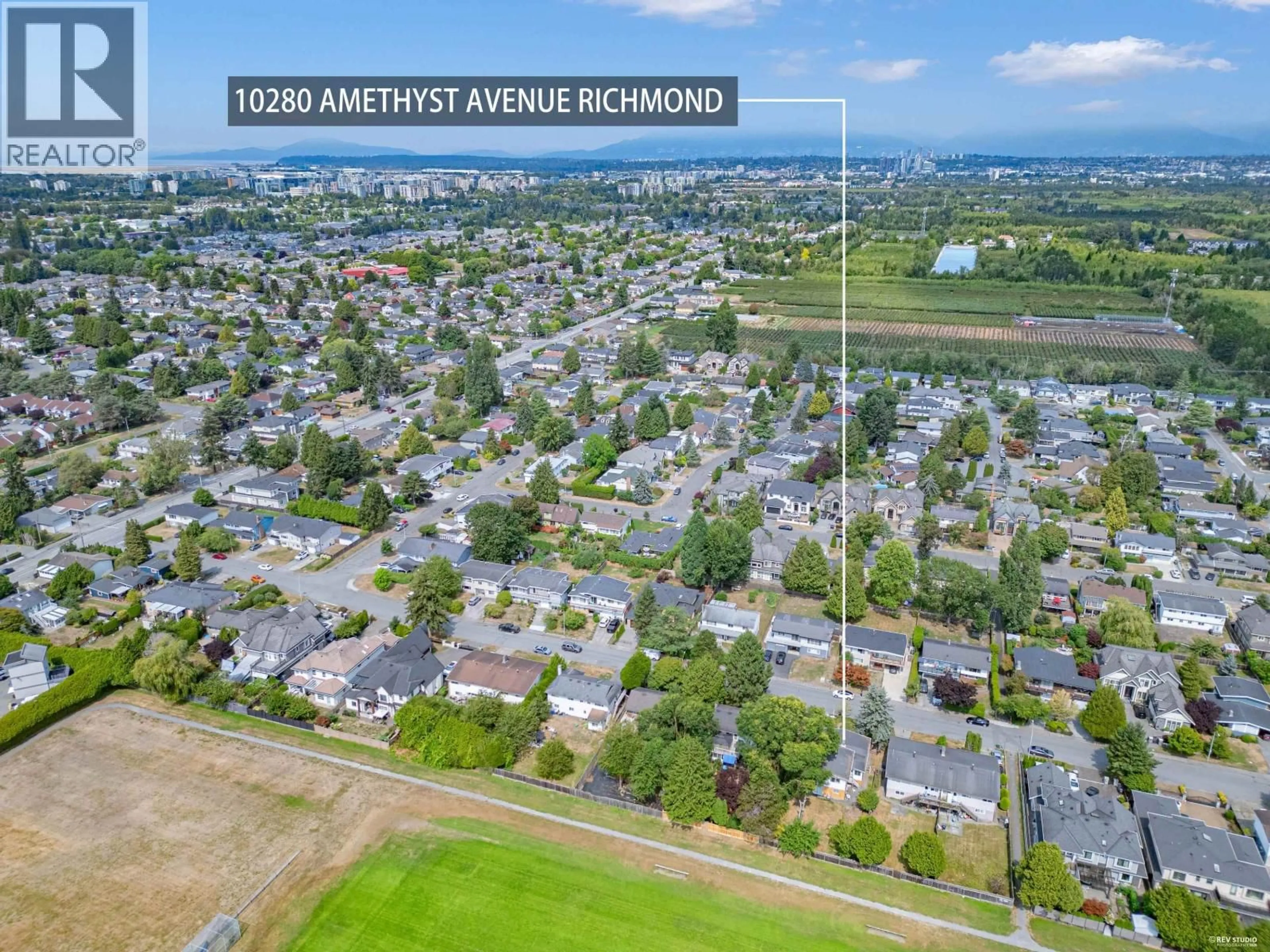 A pic from outside/outdoor area/front of a property/back of a property/a pic from drone, street for 10280 AMETHYST AVENUE, Richmond British Columbia V7A3A7
