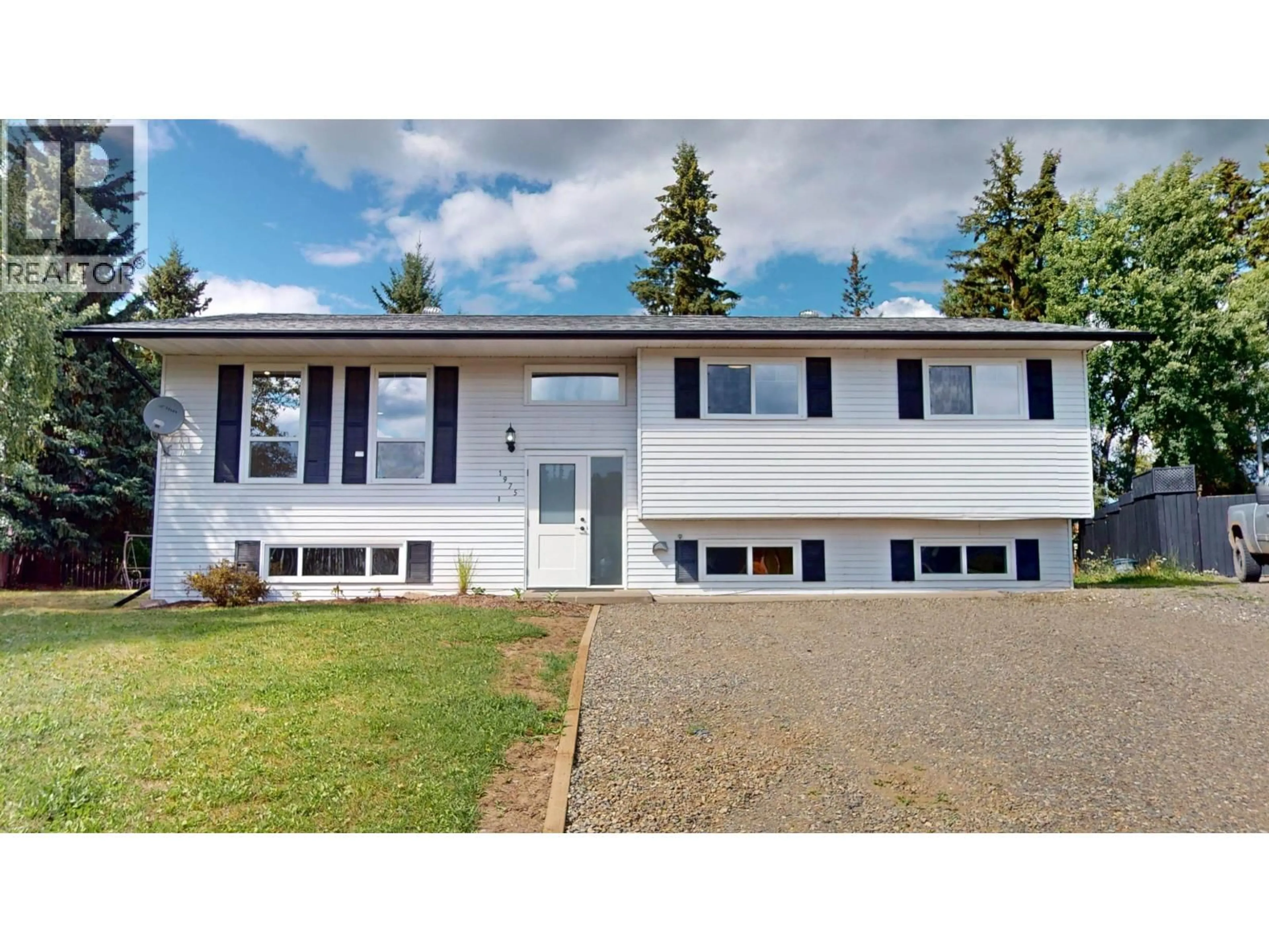 Home with vinyl exterior material, street for 1975 NADINA PLACE, Houston British Columbia V0J1Z0