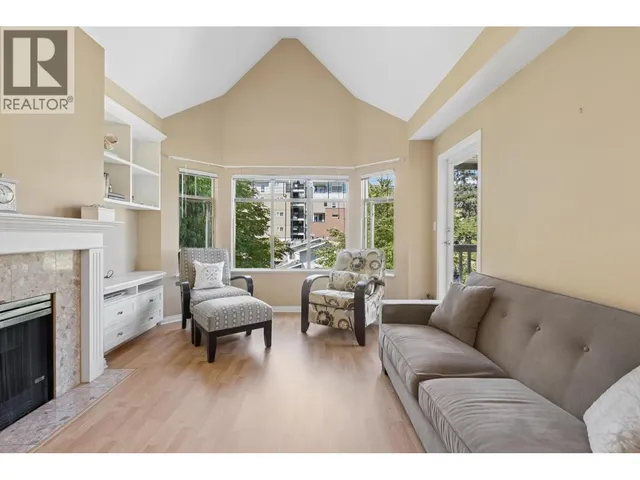 505 - 2059 CHESTERFIELD AVENUE, North Vancouver 4