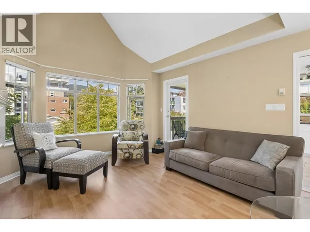 505 - 2059 CHESTERFIELD AVENUE, North Vancouver 5
