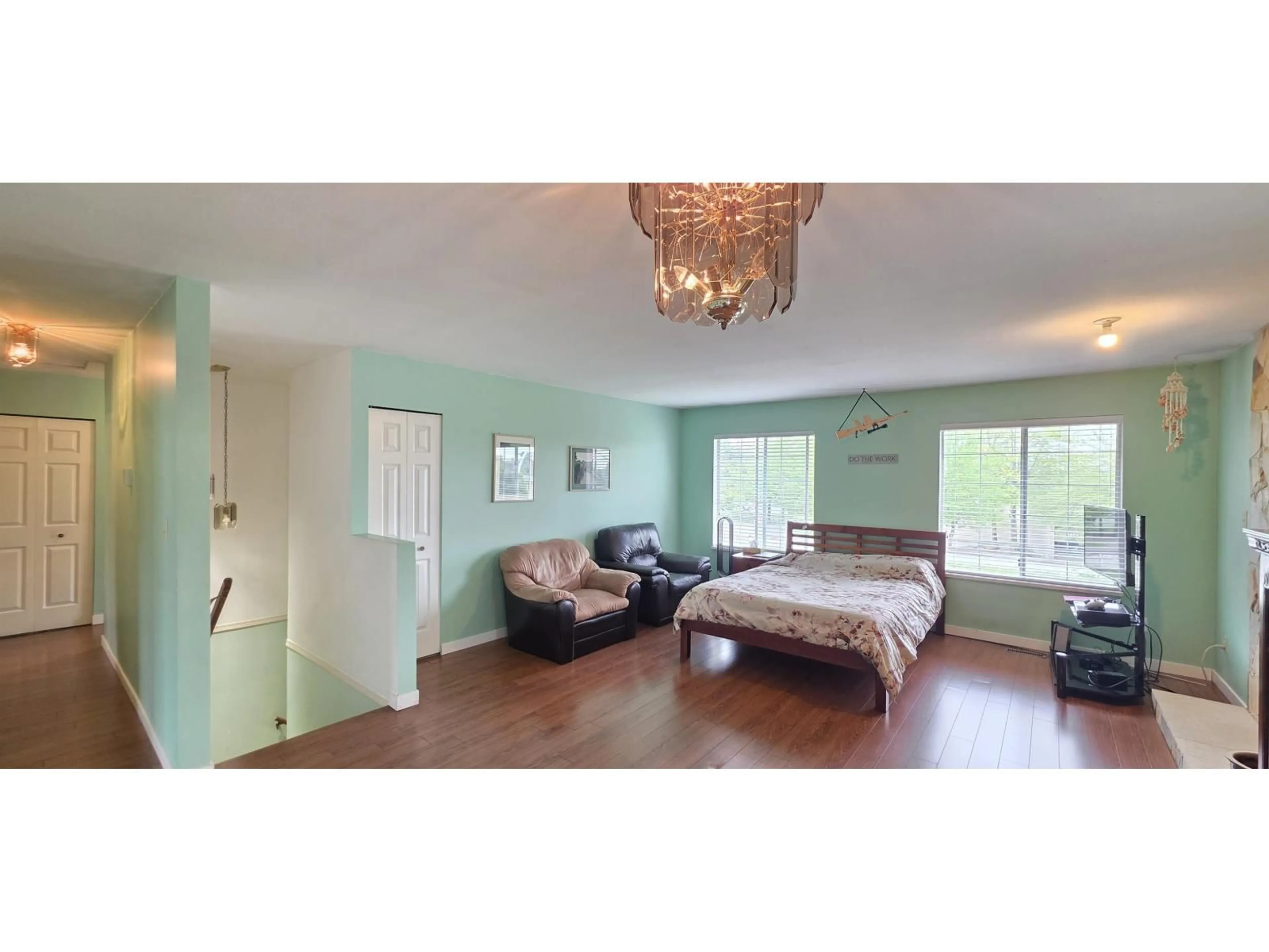 A pic of a room for 14919 SPENSER DRIVE, Surrey British Columbia V3M7K7