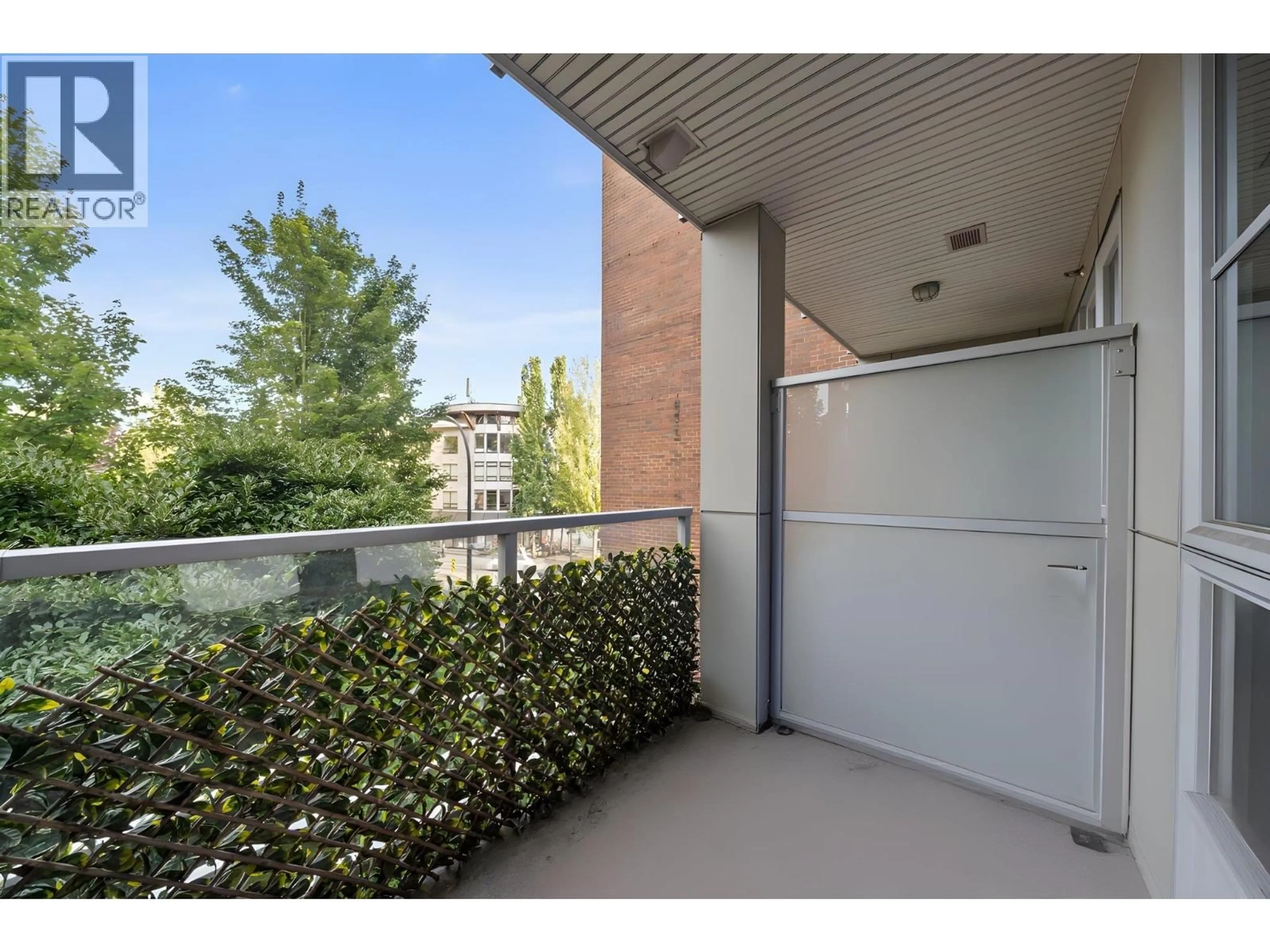 Balcony in the apartment, unknown for 214 - 1621 HAMILTON AVENUE, North Vancouver British Columbia V7P0B6