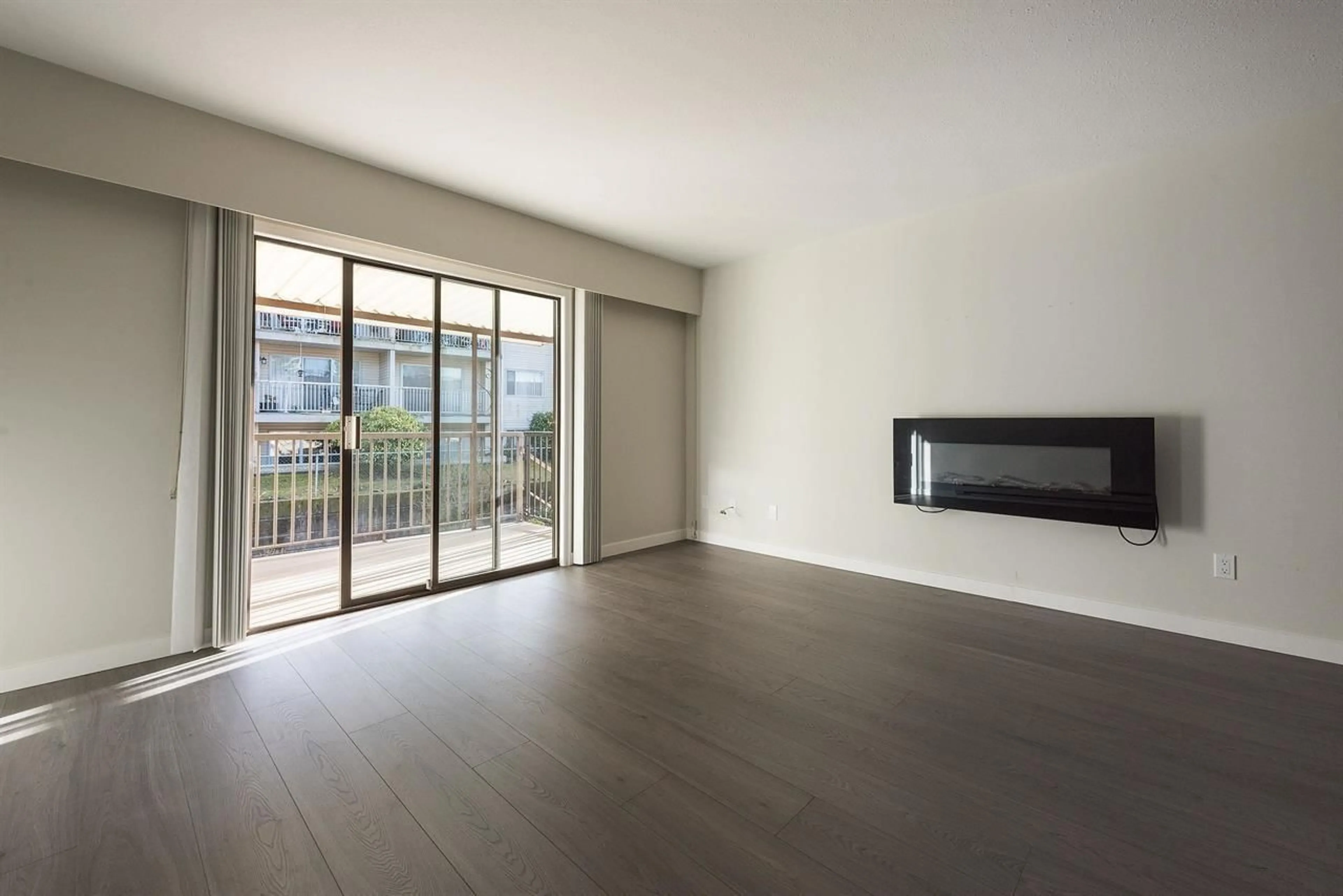 A pic of a room for 73 - 32718 GARIBALDI DRIVE, Abbotsford British Columbia V2T5T6