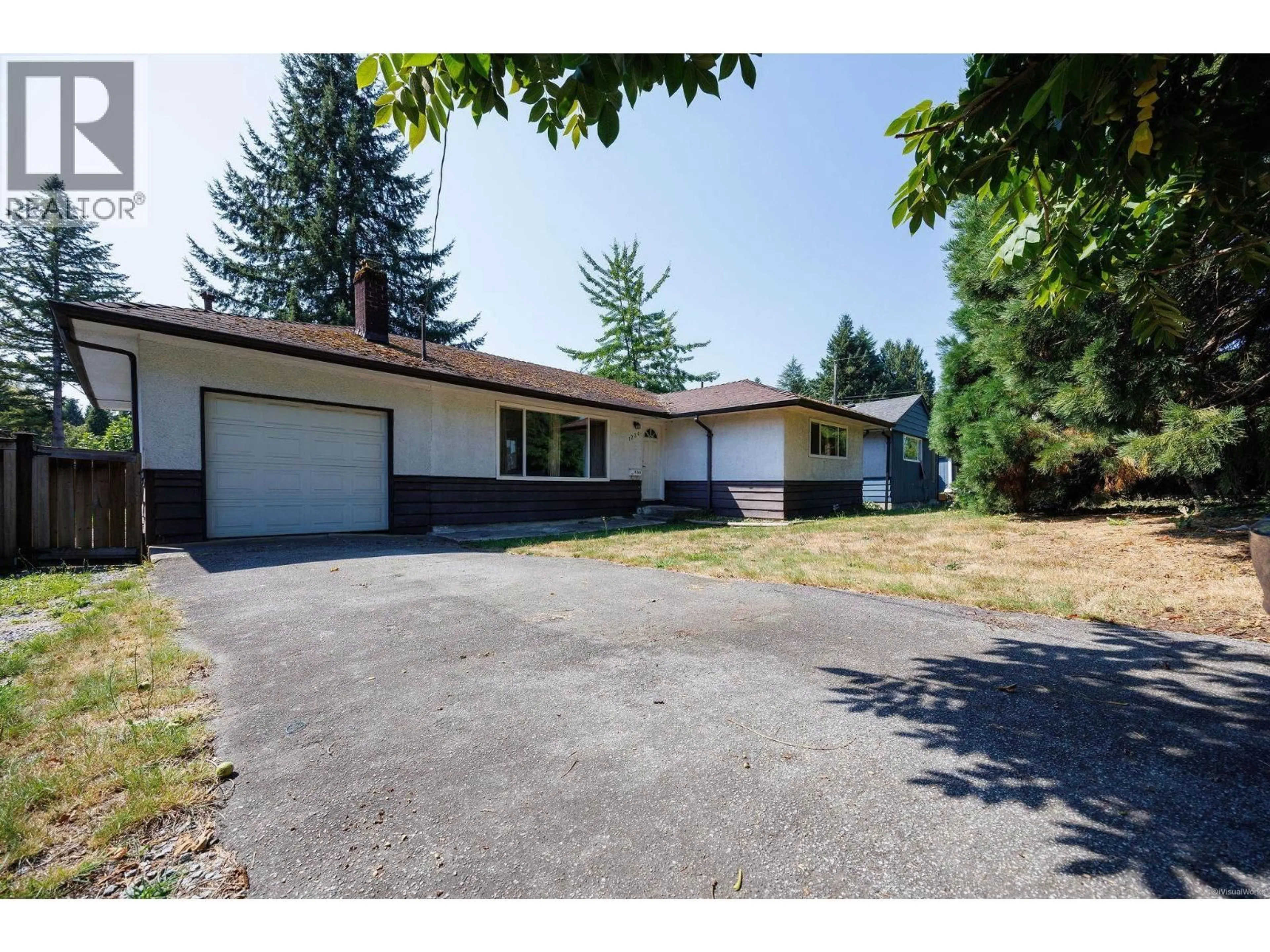 A pic from outside/outdoor area/front of a property/back of a property/a pic from drone, street for 1234 PRAIRIE AVENUE, Port Coquitlam British Columbia V3B1S8