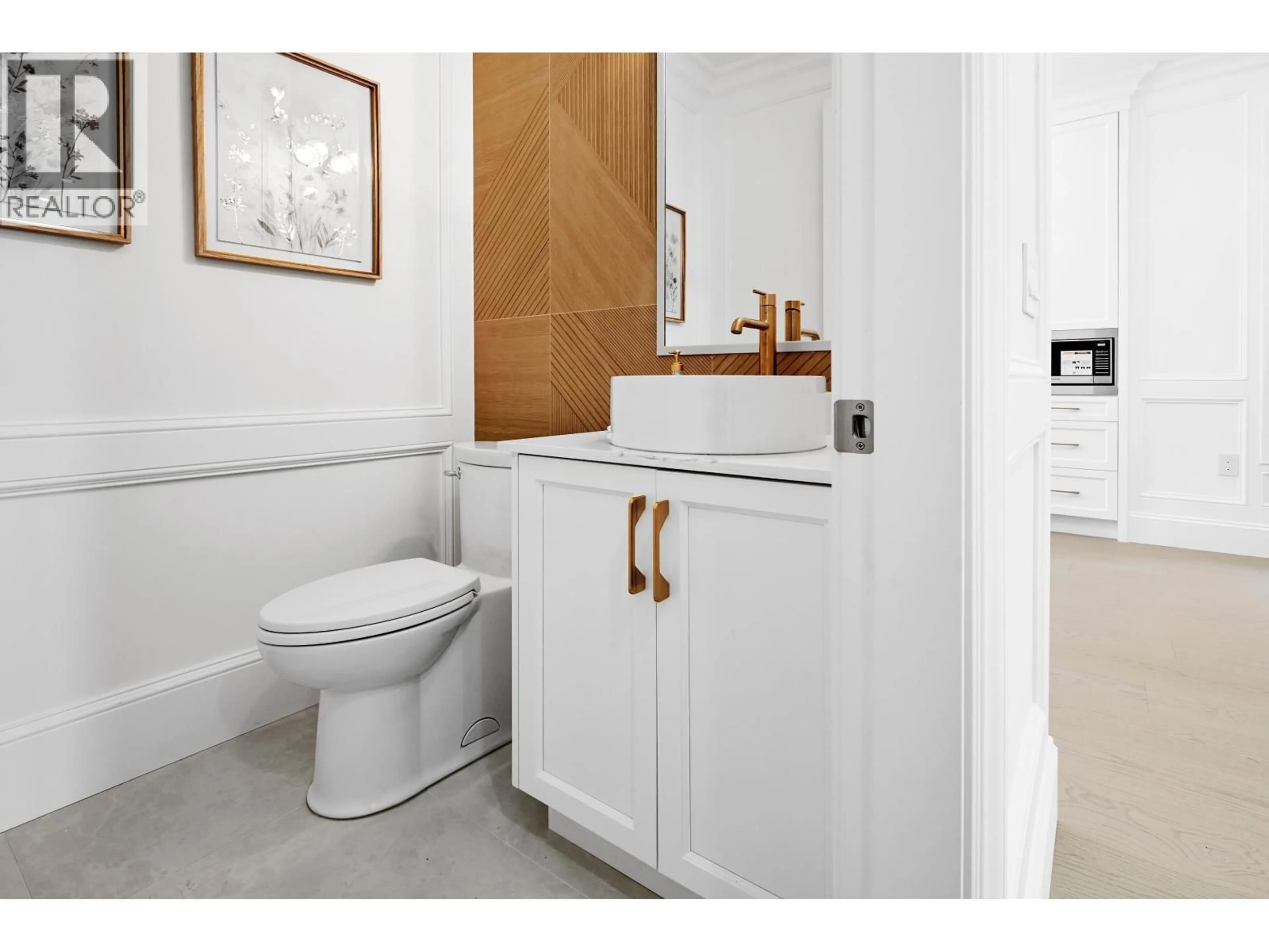 Standard bathroom, ceramic/tile floor for 5081 CROWN AVENUE, Vancouver British Columbia V6N2B7
