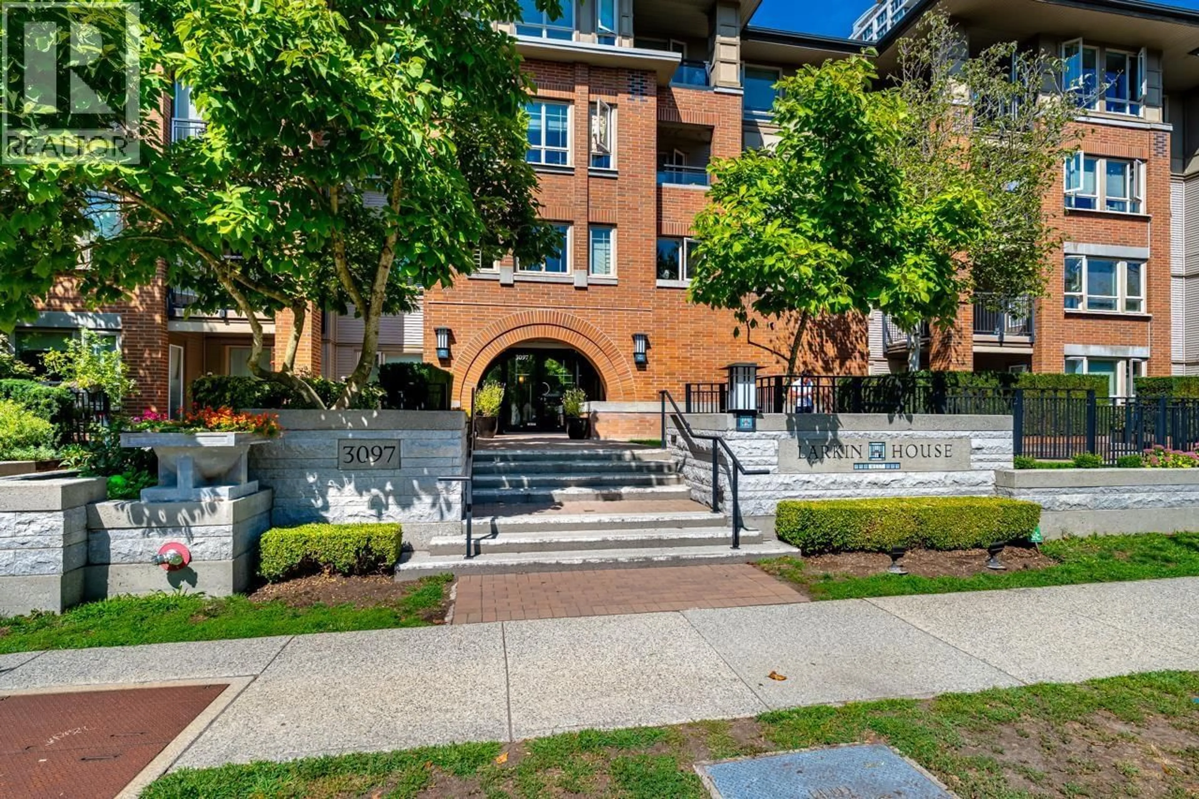 Unknown for 102 - 3097 LINCOLN AVENUE, Coquitlam British Columbia V3B0E3