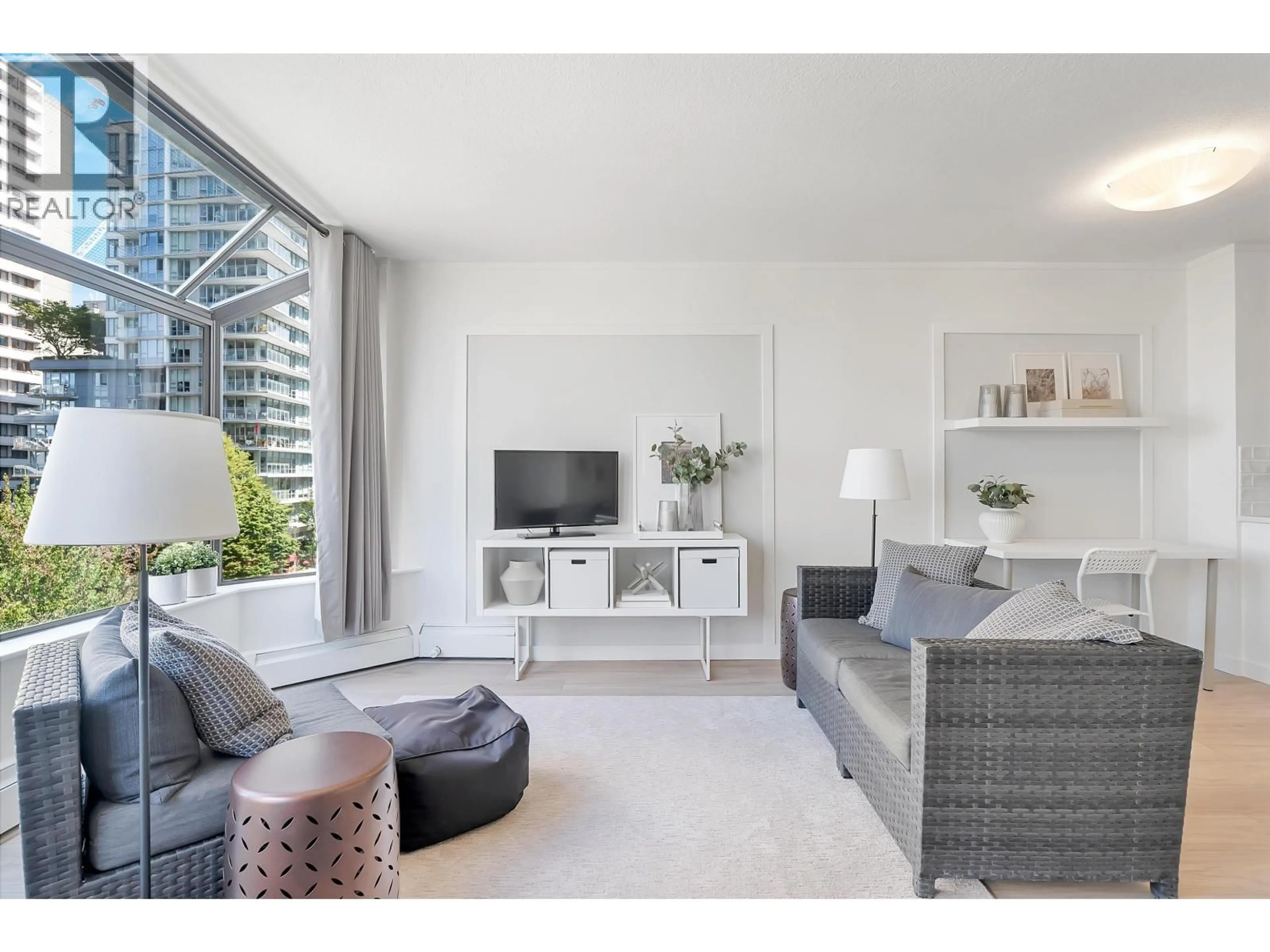Living room with furniture, unknown for 611 - 1330 BURRARD STREET, Vancouver British Columbia V6Z2B8