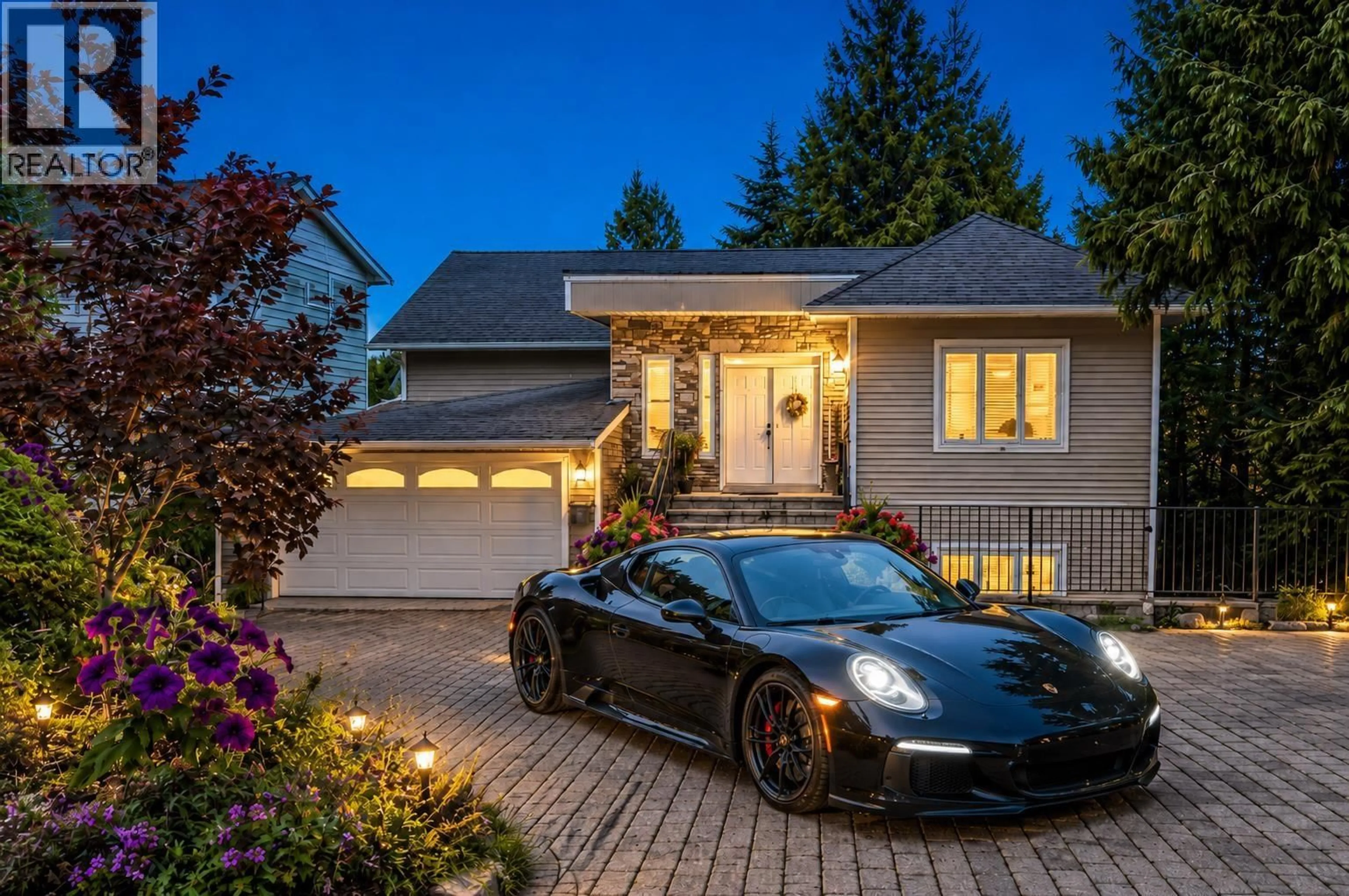 Indoor garage for 1041 PROSPECT AVENUE, North Vancouver British Columbia V7R2M6