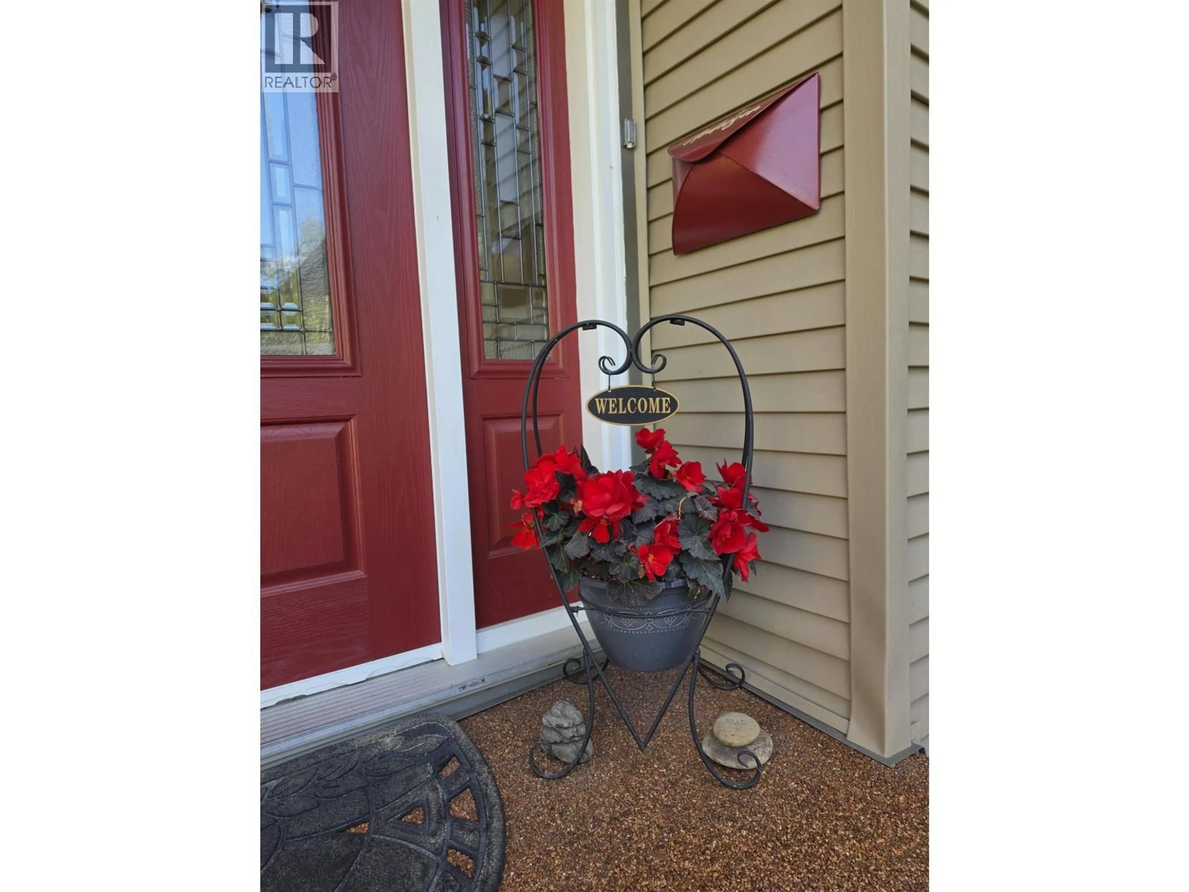 Indoor entryway for 3135 MONAHAN CRESCENT, Prince George British Columbia V2N4E4