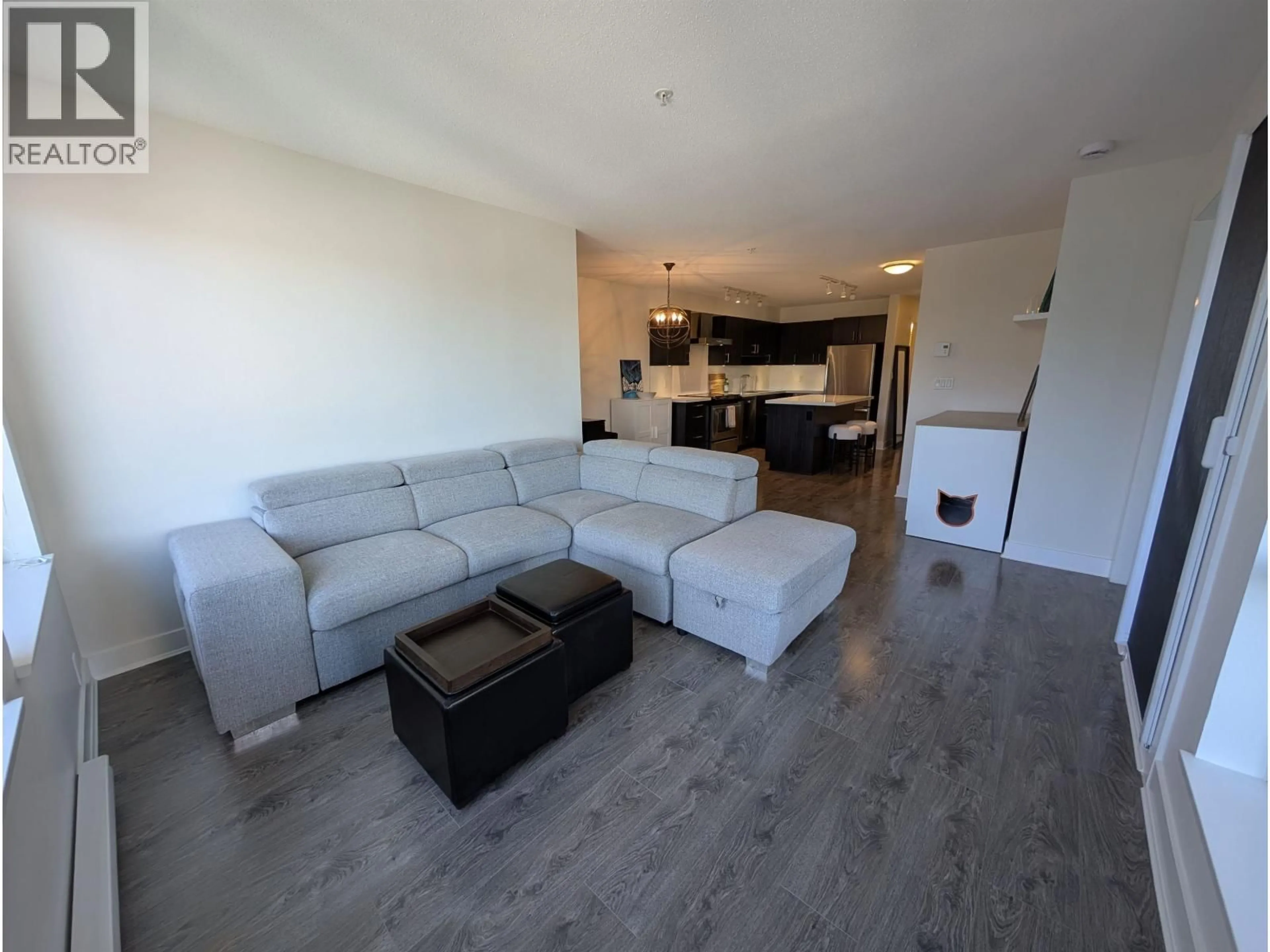 Living room with furniture, unknown for 414 - 500 ROYAL AVENUE, New Westminster British Columbia V3L0G5