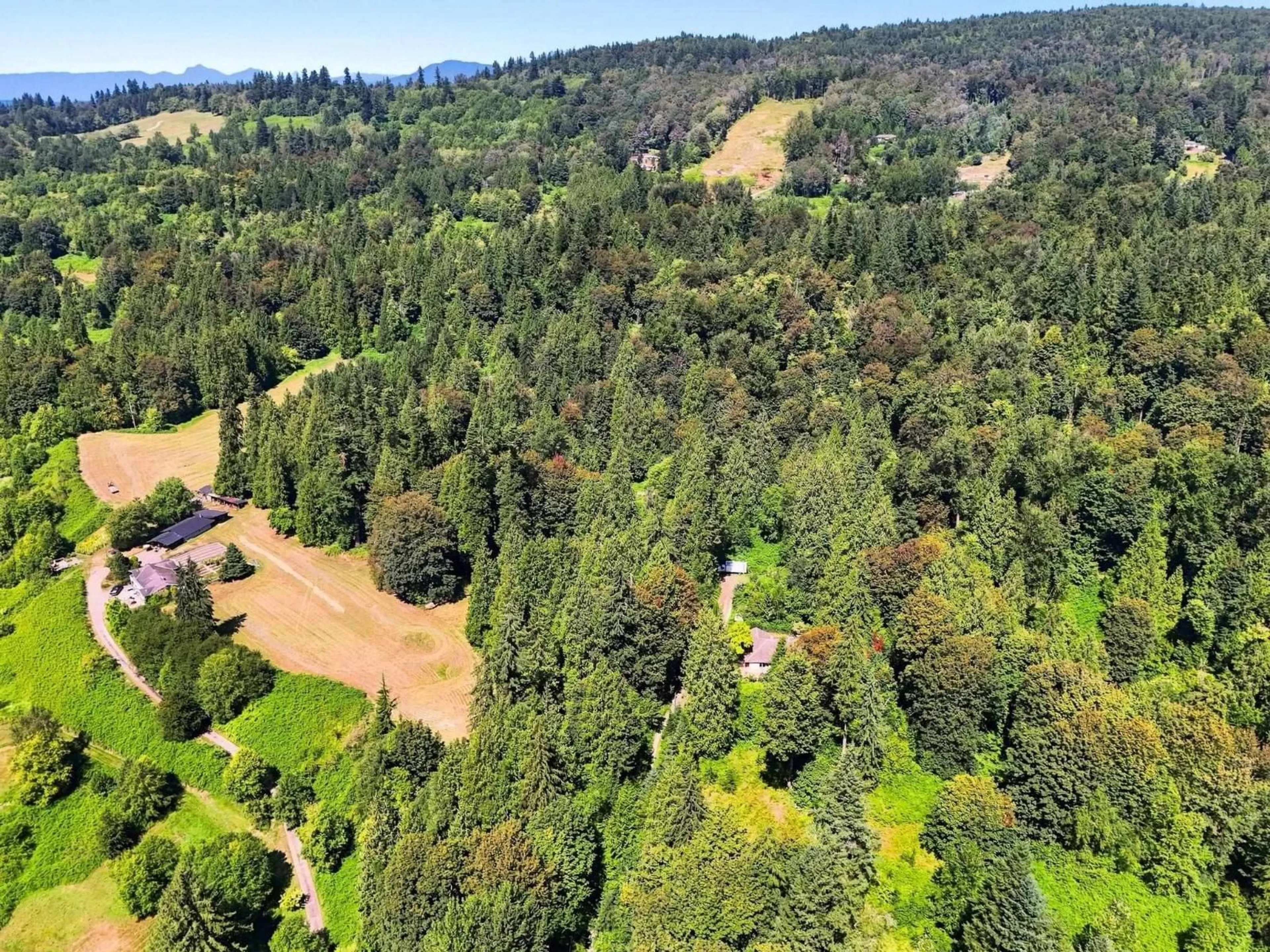 A pic from outside/outdoor area/front of a property/back of a property/a pic from drone, forest/trees view for 30919 SILVERDALE AVENUE, Mission British Columbia V4S1H2