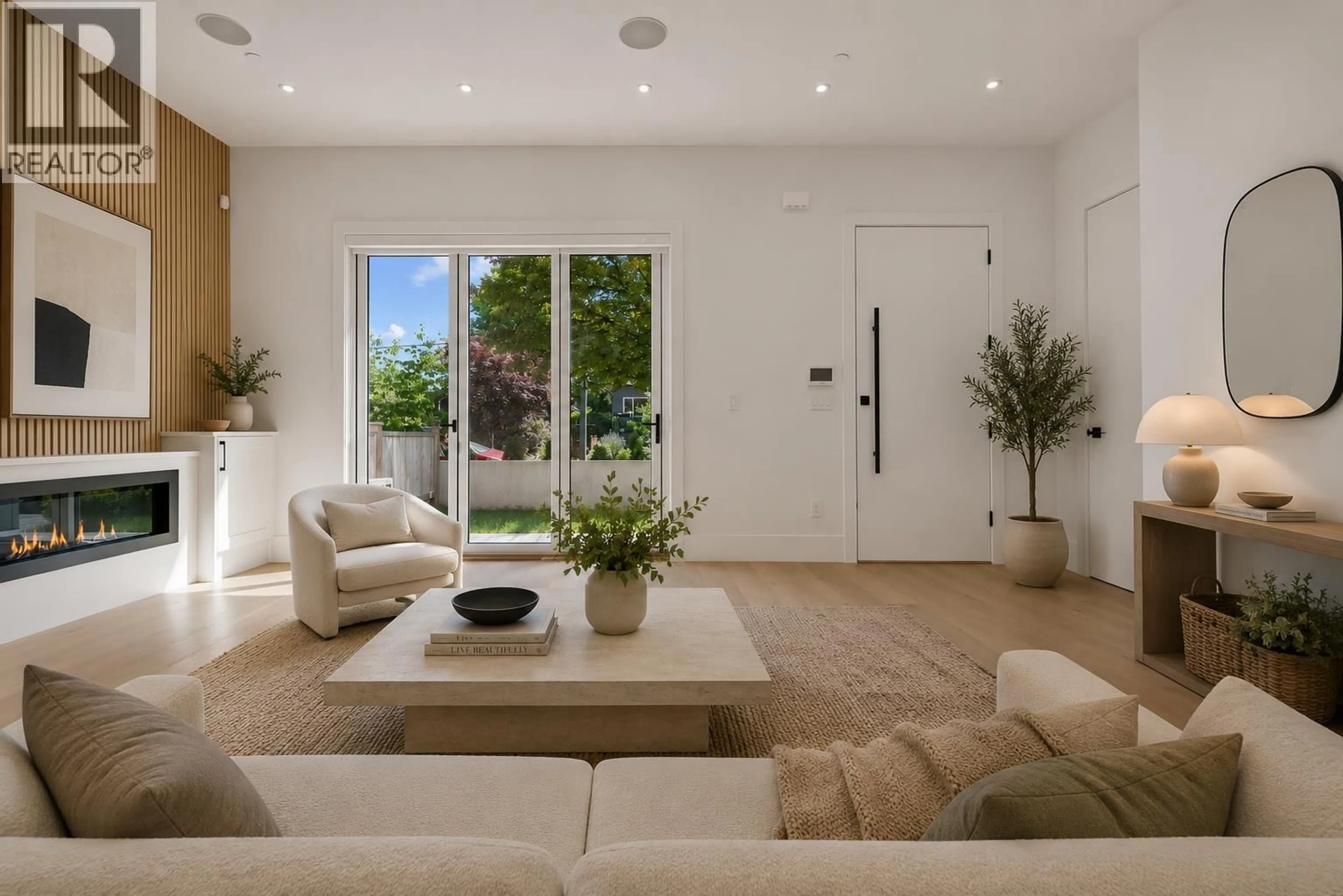Living room with furniture, unknown for 1 - 4463 WALDEN STREET, Vancouver British Columbia V5V3S4