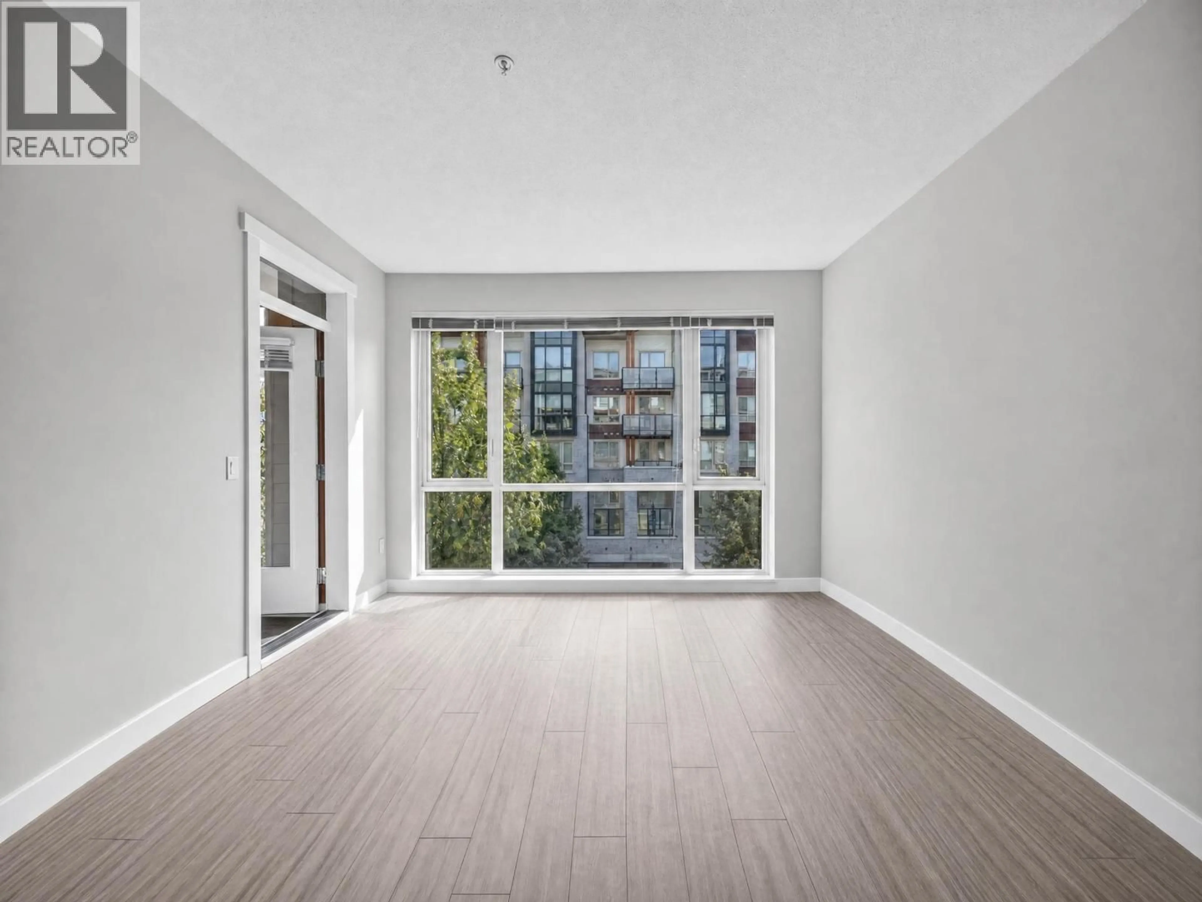 A pic of a room for 204 - 2651 LIBRARY LANE, North Vancouver British Columbia V7J0C1