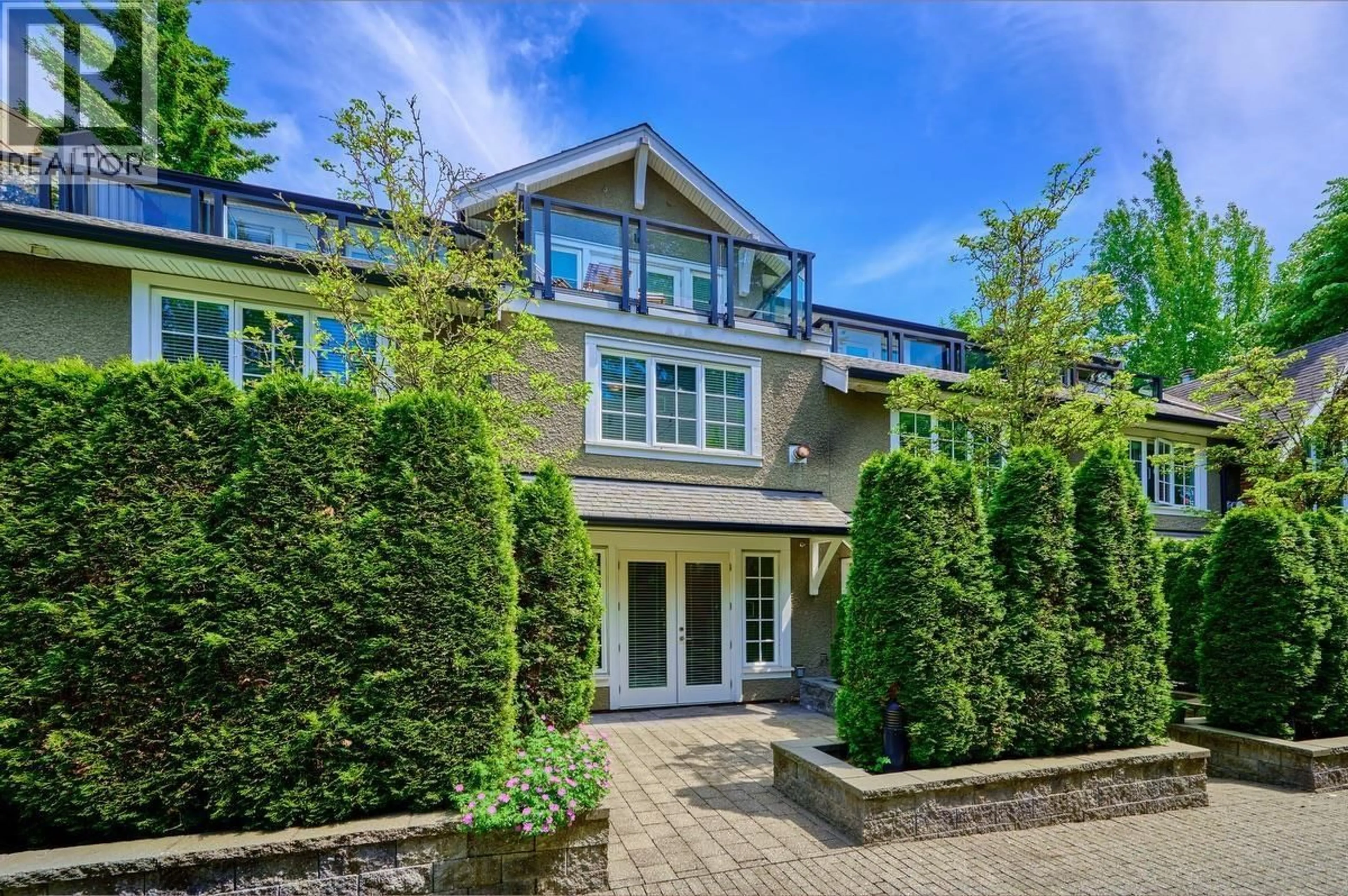 Unknown for 5483 DUNBAR STREET, Vancouver British Columbia V6N1W4