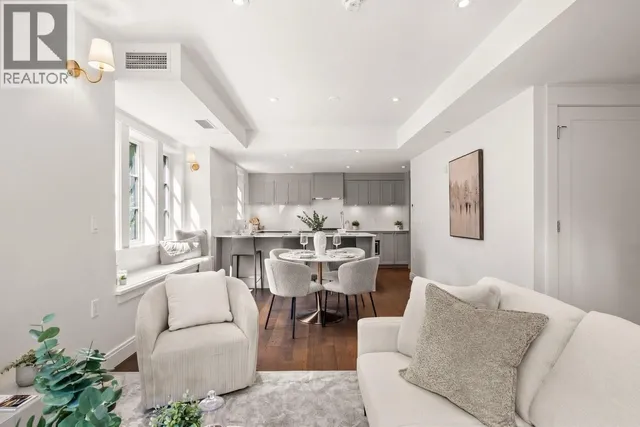 1 - 5819 HIGHBURY STREET, Vancouver 4
