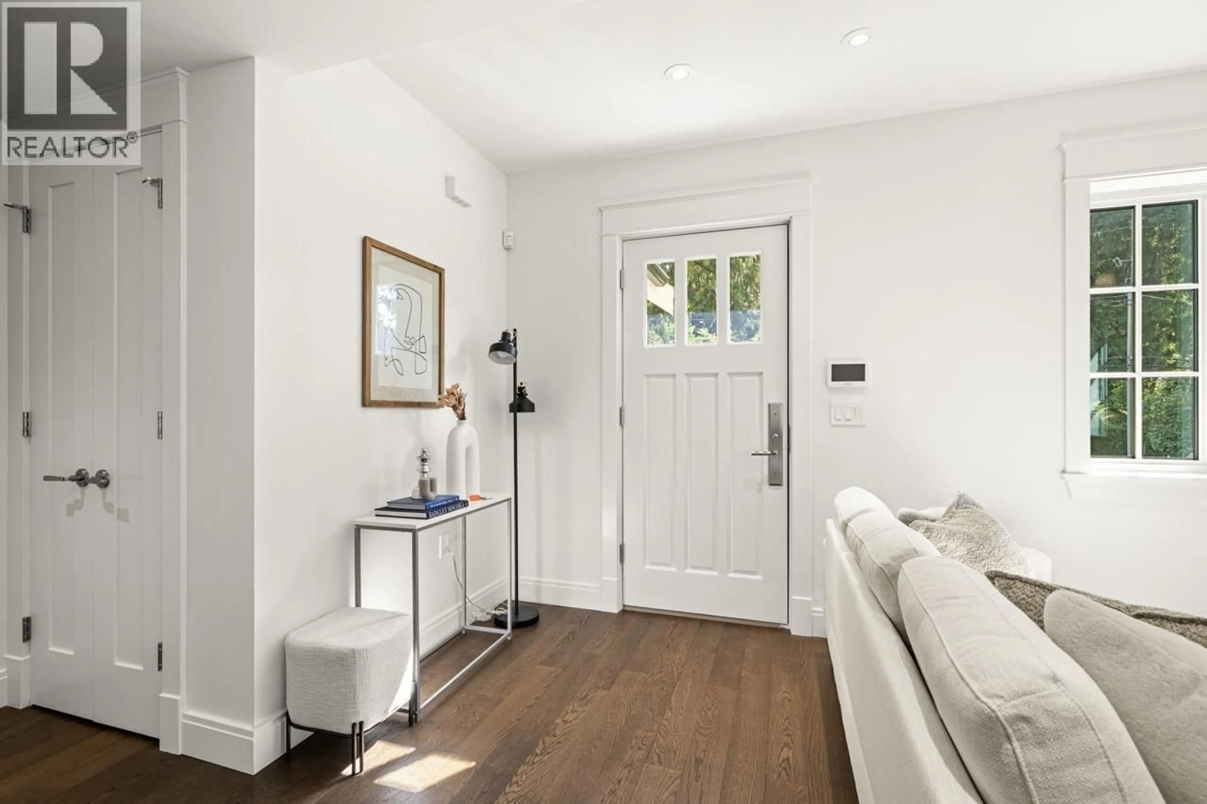 Indoor entryway for 1 - 5819 HIGHBURY STREET, Vancouver British Columbia V6N1Y9